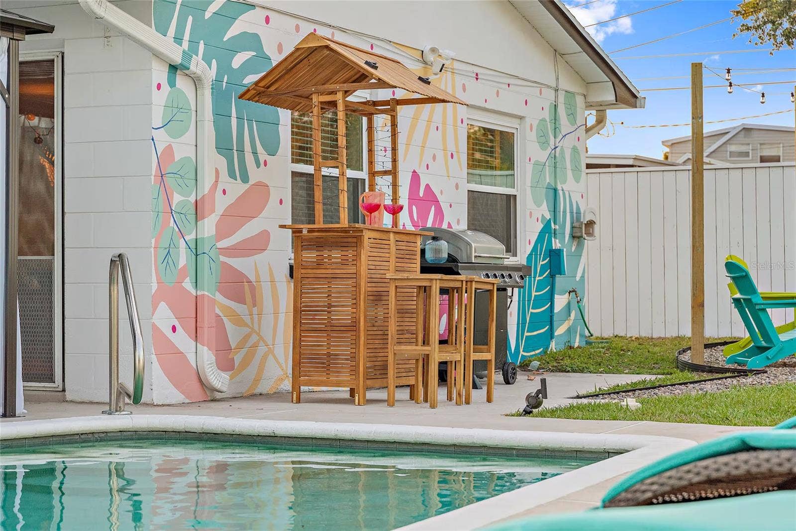 8331 137TH LANE, Seminole, FL 33776