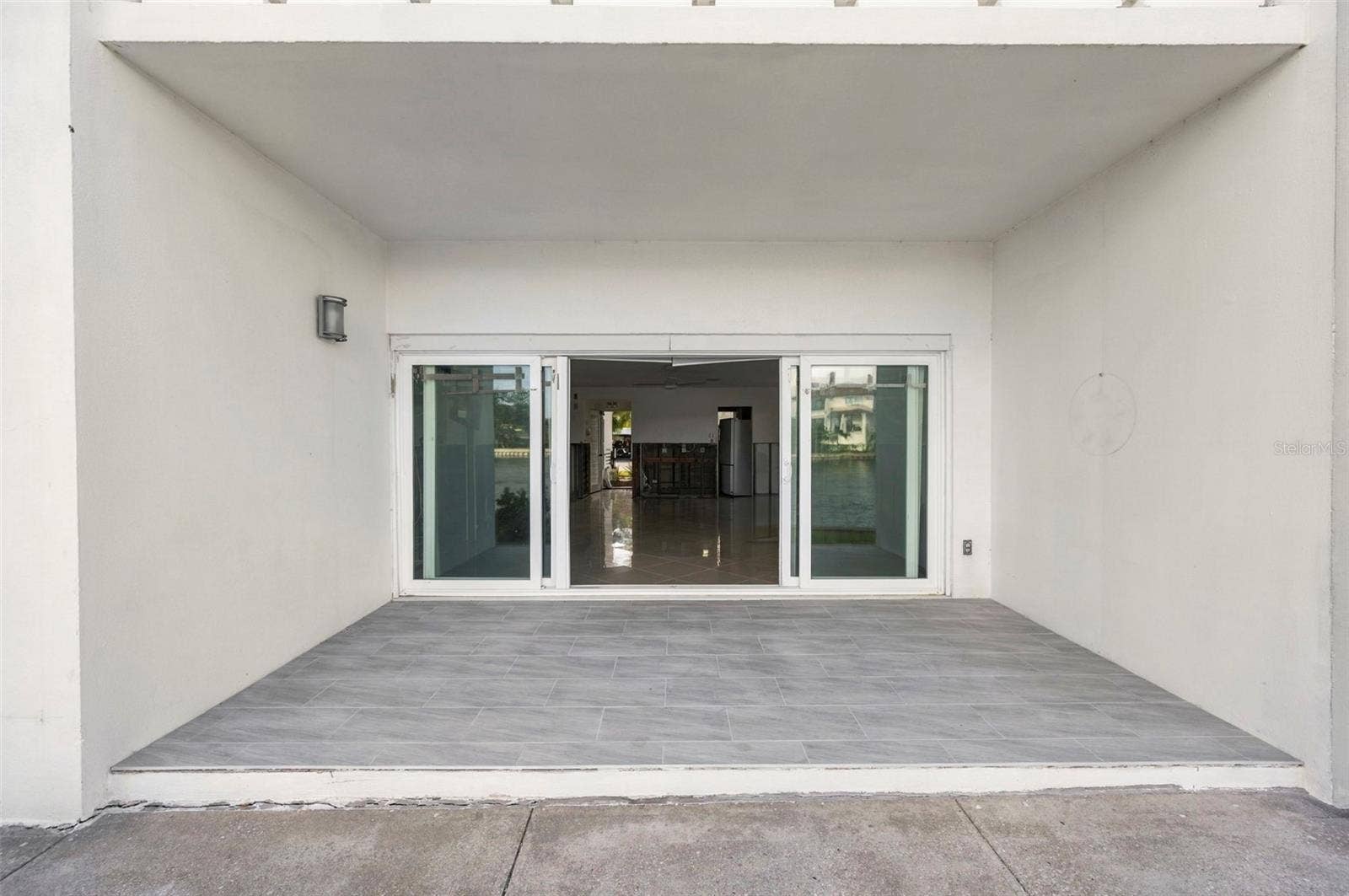 1365 SNELL ISLE BOULEVARD NE, #1A, St Petersburg, FL 33704 1365 SNELL ISLE BOULEVARD NE, #1A, St Petersburg, FL 33704
