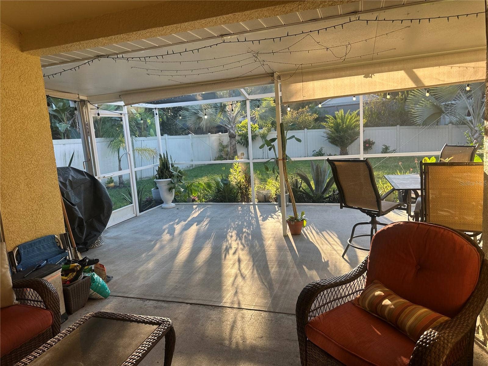 7856 STONELEIGH DRIVE, Land O Lakes, FL 34637 7856 STONELEIGH DRIVE, Land O Lakes, FL 34637