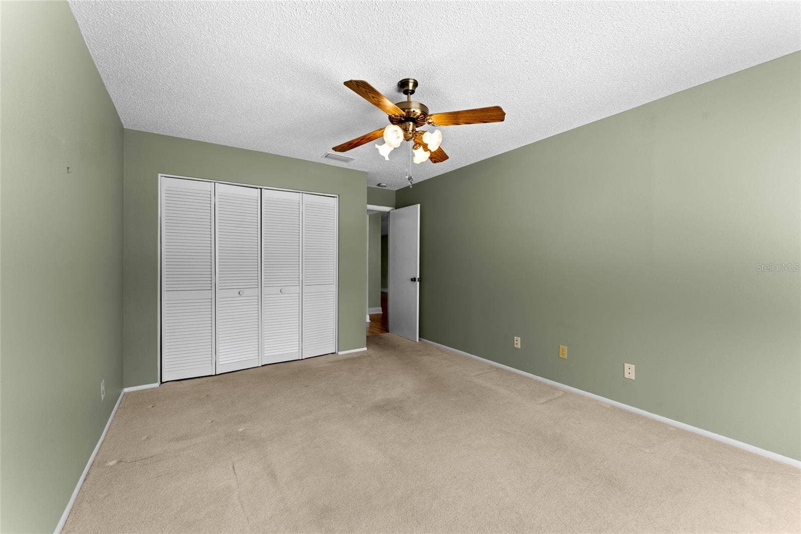 2297 E LARK CIRCLE E, #D, Palm Harbor, FL 34684 2297 E LARK CIRCLE E, #D, Palm Harbor, FL 34684