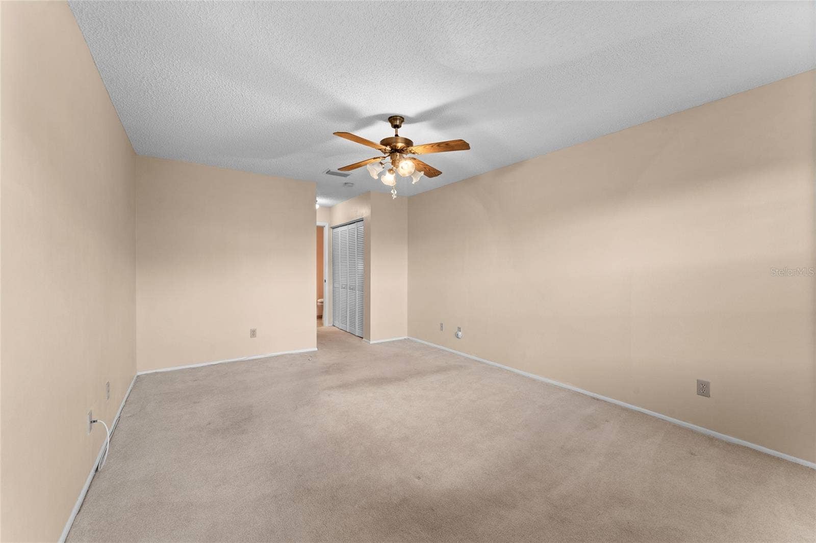 2297 E LARK CIRCLE E, #D, Palm Harbor, FL 34684 2297 E LARK CIRCLE E, #D, Palm Harbor, FL 34684