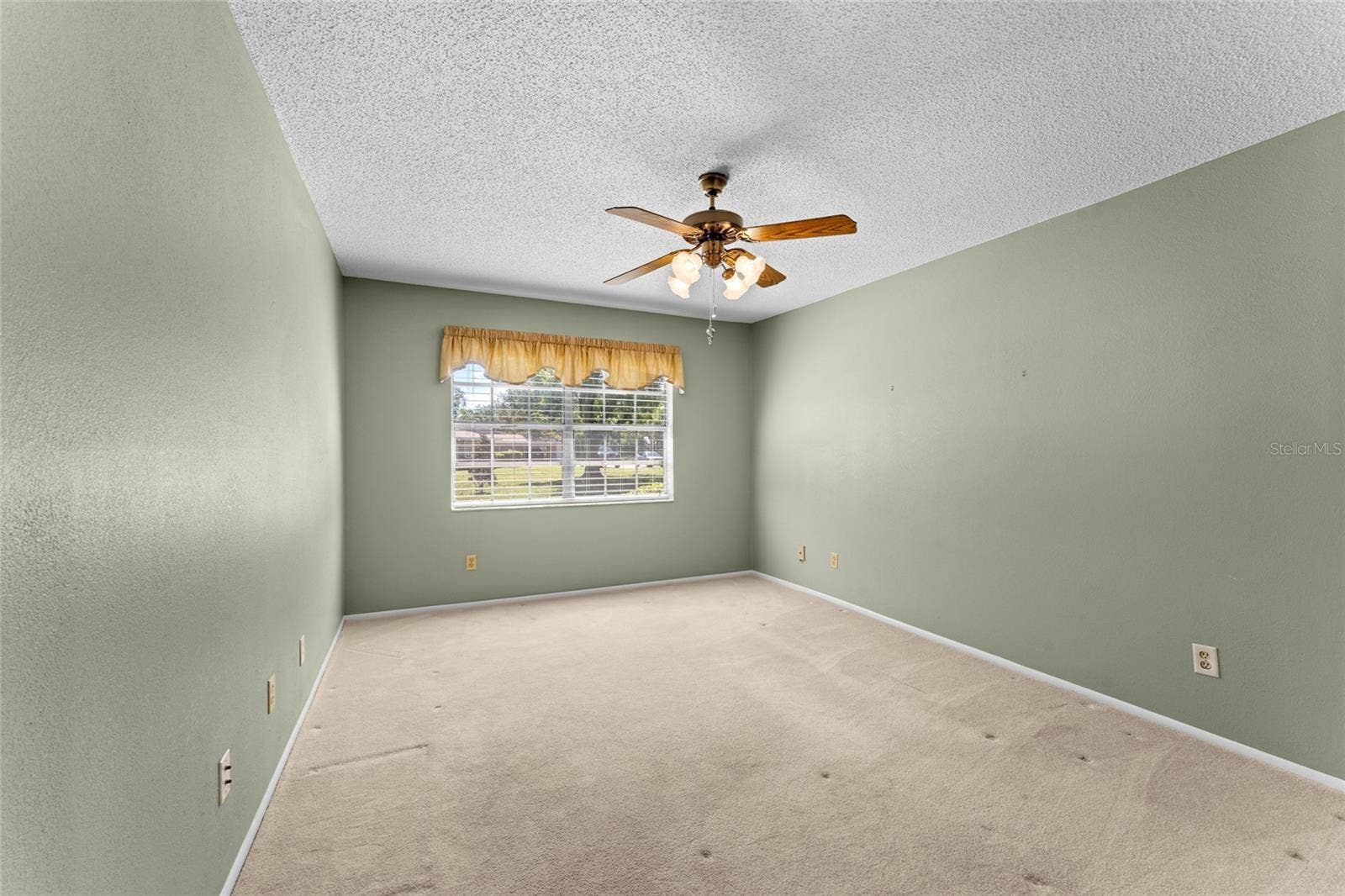 2297 E LARK CIRCLE E, #D, Palm Harbor, FL 34684 2297 E LARK CIRCLE E, #D, Palm Harbor, FL 34684