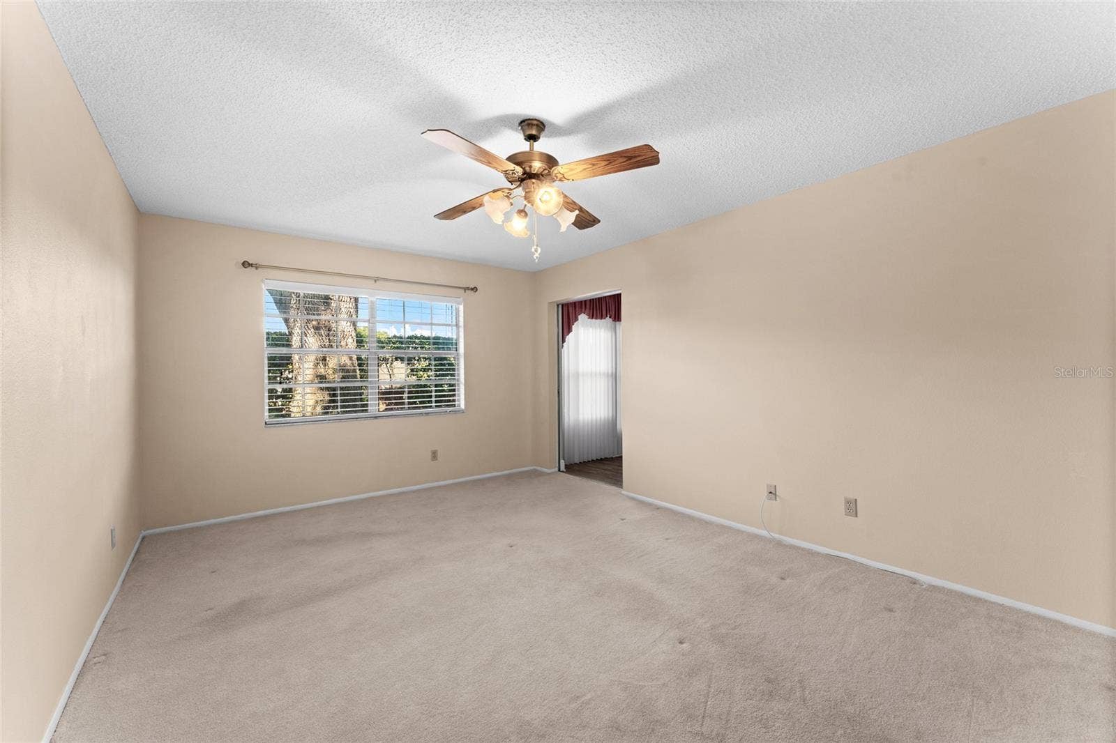 2297 E LARK CIRCLE E, #D, Palm Harbor, FL 34684 2297 E LARK CIRCLE E, #D, Palm Harbor, FL 34684