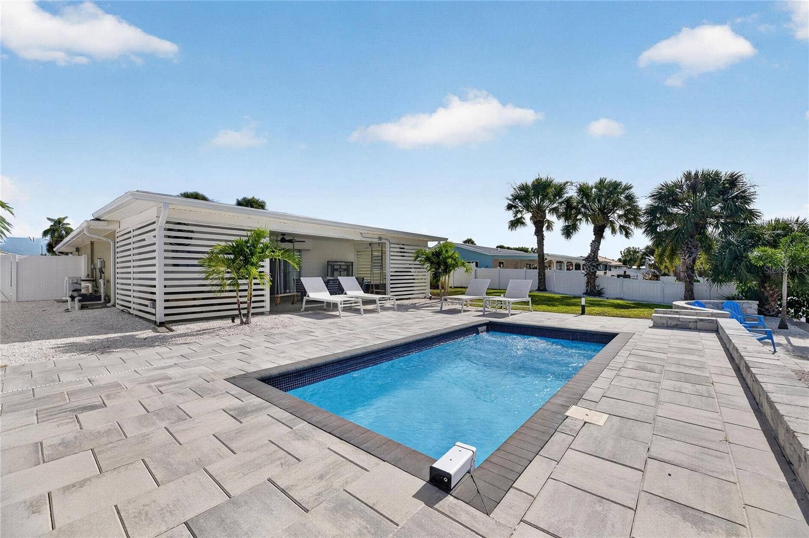 1016 SILVER PALM WAY, Apollo Beach, FL 33572