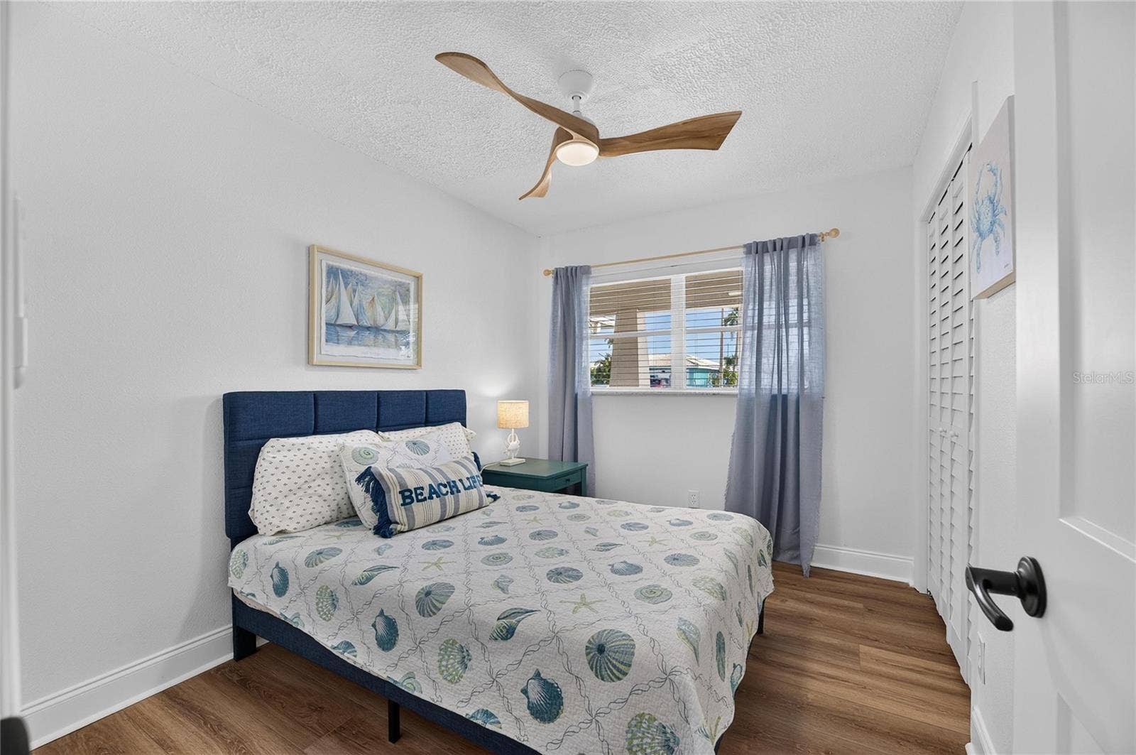 1016 SILVER PALM WAY, Apollo Beach, FL 33572