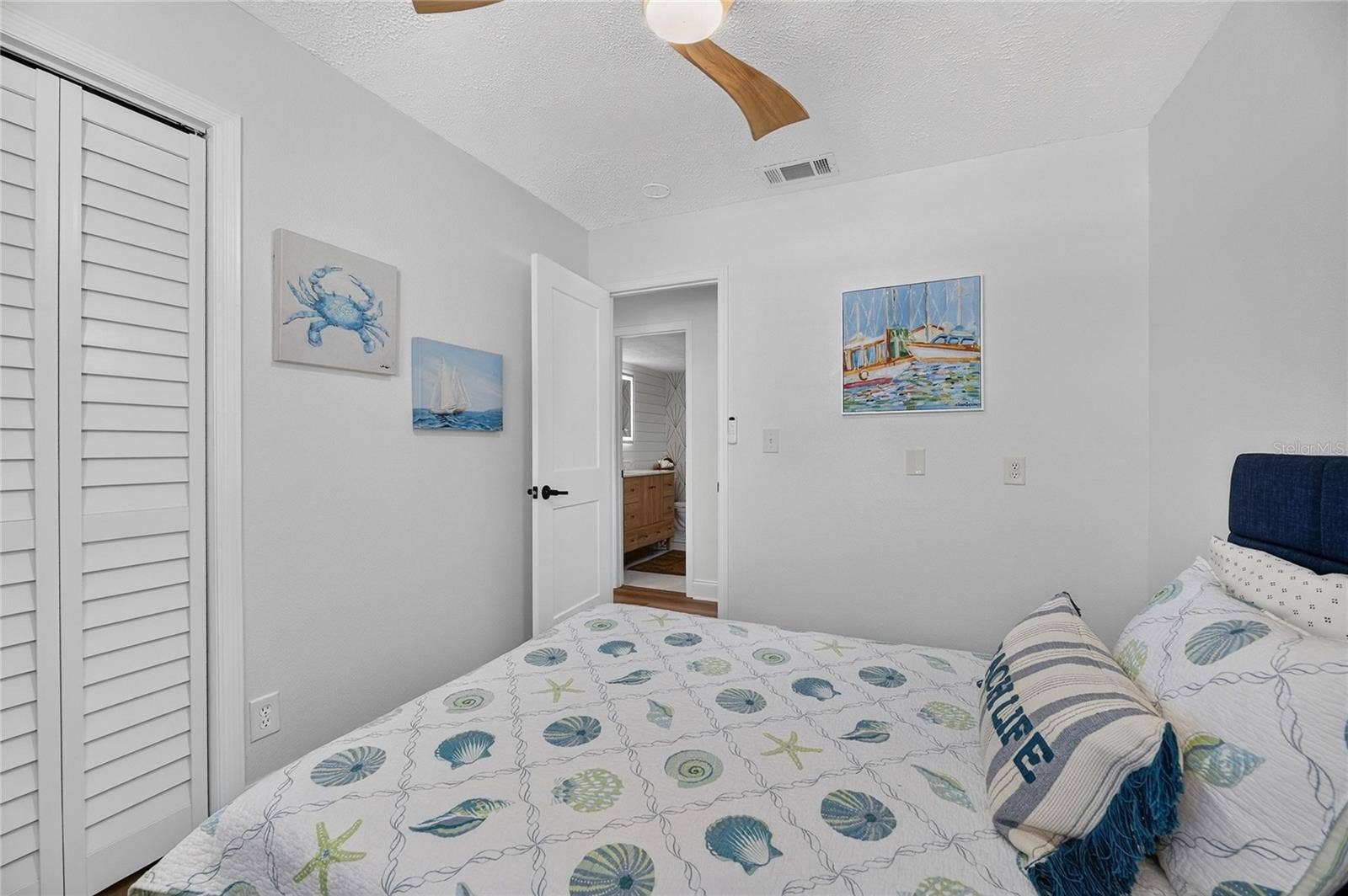 1016 SILVER PALM WAY, Apollo Beach, FL 33572