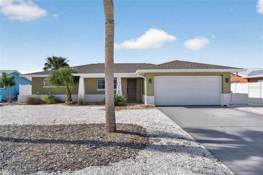 Property photo for 1016 SILVER PALM WAY, Apollo Beach, FL