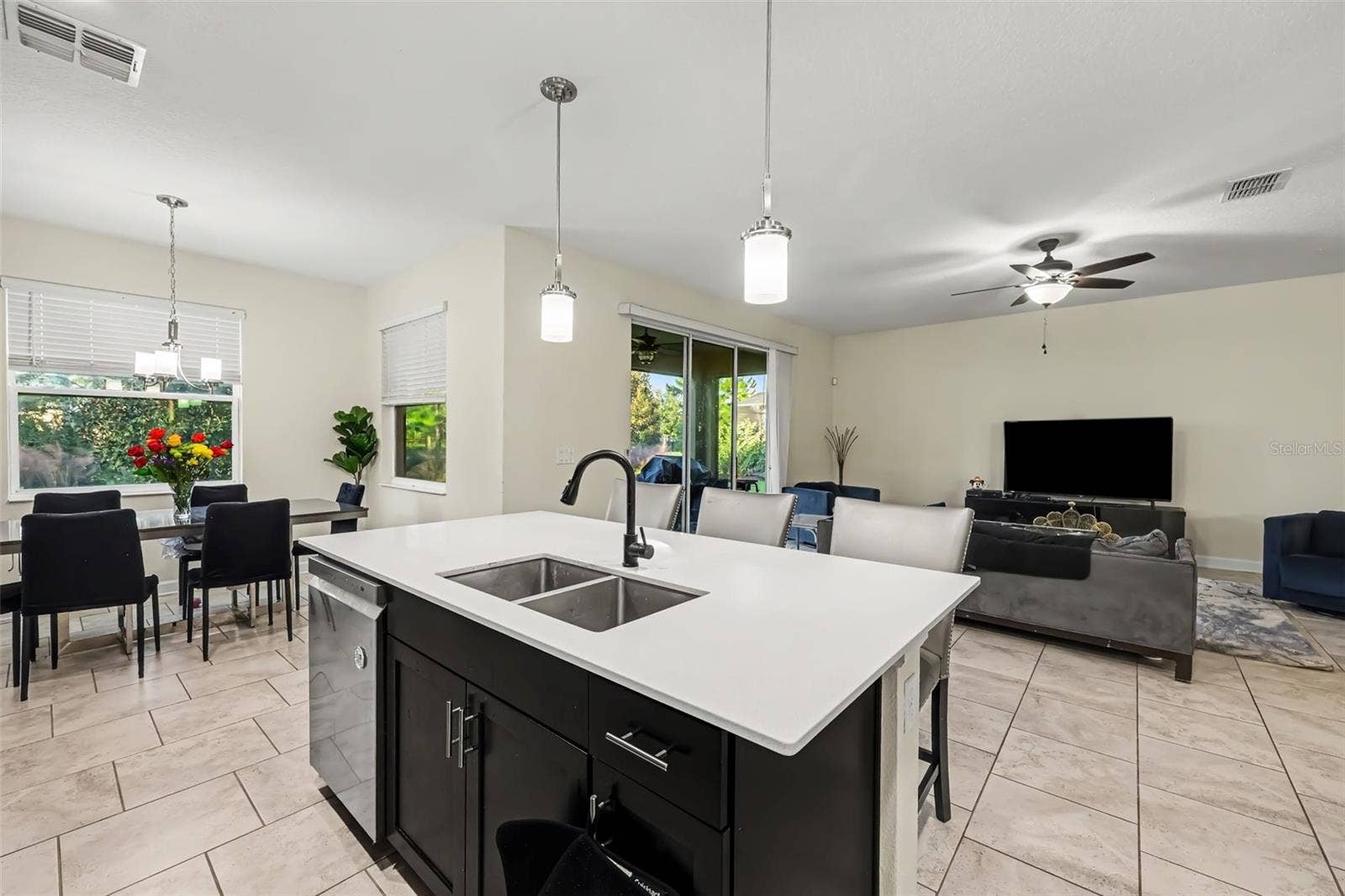 8995 CROQUET COURT, Davenport, FL 33896 8995 CROQUET COURT, Davenport, FL 33896