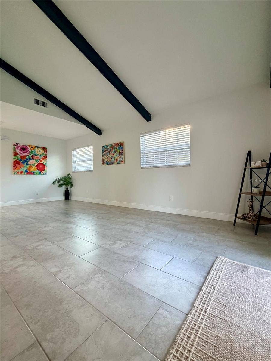 4050 53RD AVENUE N, St Petersburg, FL 33714 Living/Dining