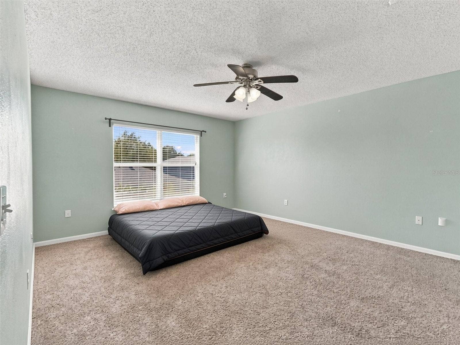 12739 KINGS LAKE DRIVE, Gibsonton, FL 33534 Office/Den/Flex space