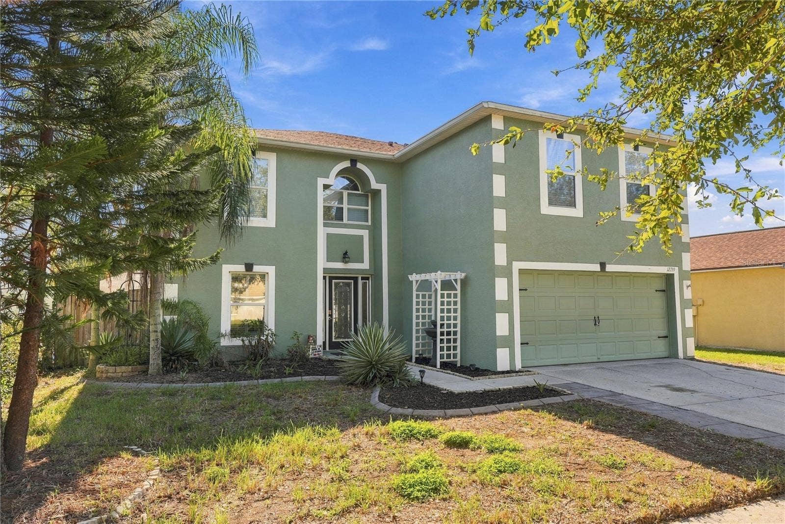 12739 KINGS LAKE DRIVE, Gibsonton, FL 33534 Front exterior