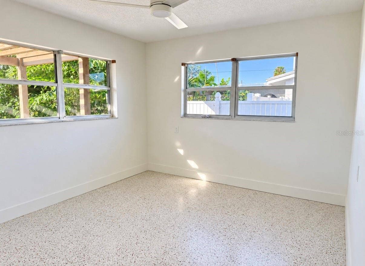 1543 DELAWARE AVENUE NE, St Petersburg, FL 33703 1543 DELAWARE AVENUE NE, St Petersburg, FL 33703