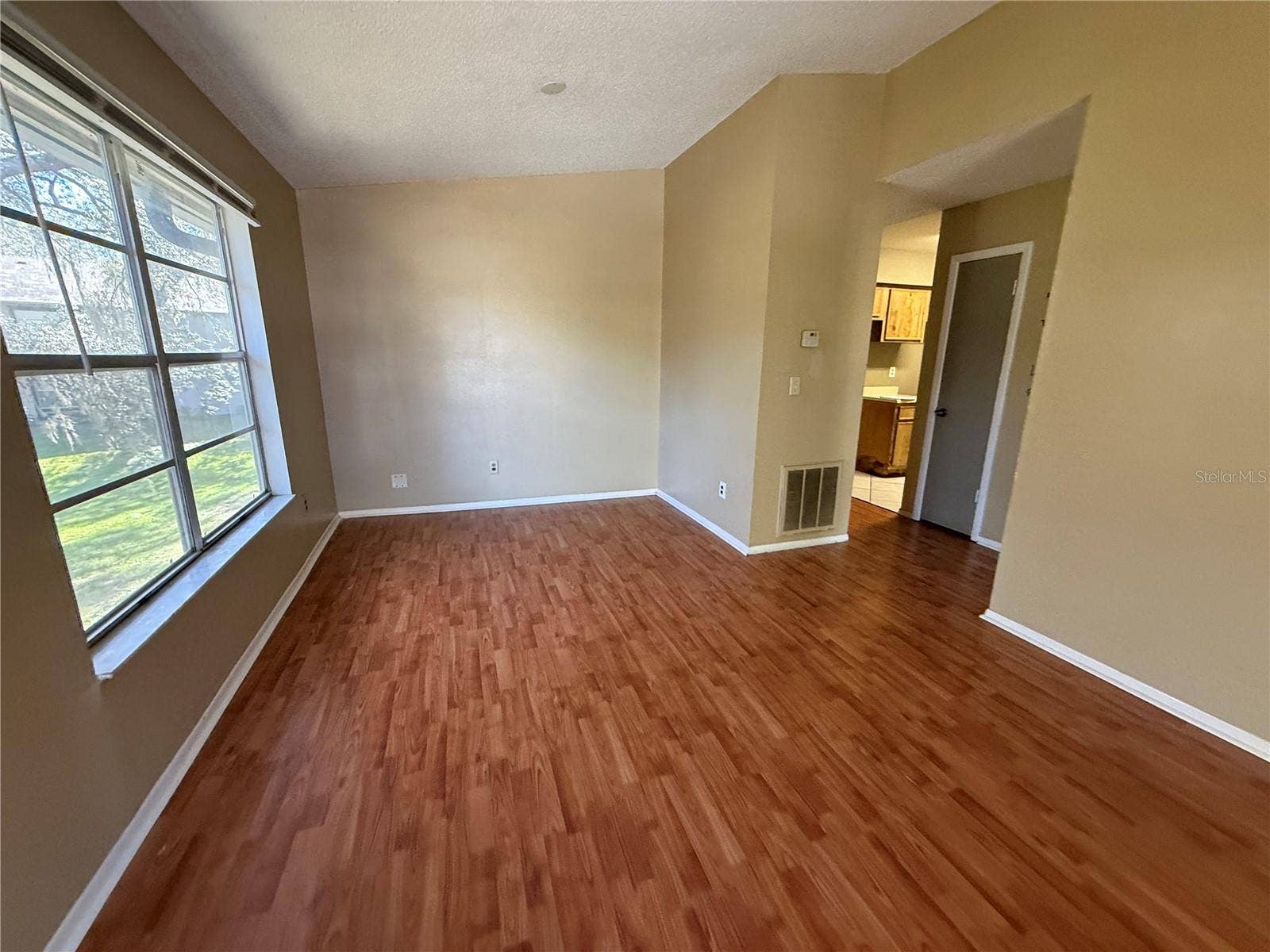 4023 DREAM OAK PLACE, #204, Tampa, FL 33613 4023 DREAM OAK PLACE, #204, Tampa, FL 33613