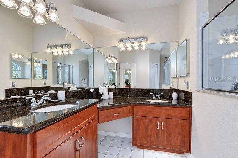 316 CRYSTAL GOBLET COURT, Valrico, FL 33594 316 CRYSTAL GOBLET COURT, Valrico, FL 33594