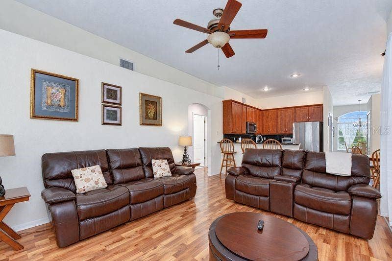 316 CRYSTAL GOBLET COURT, Valrico, FL 33594 316 CRYSTAL GOBLET COURT, Valrico, FL 33594
