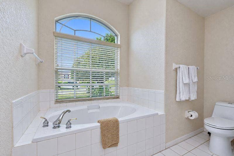 316 CRYSTAL GOBLET COURT, Valrico, FL 33594 316 CRYSTAL GOBLET COURT, Valrico, FL 33594