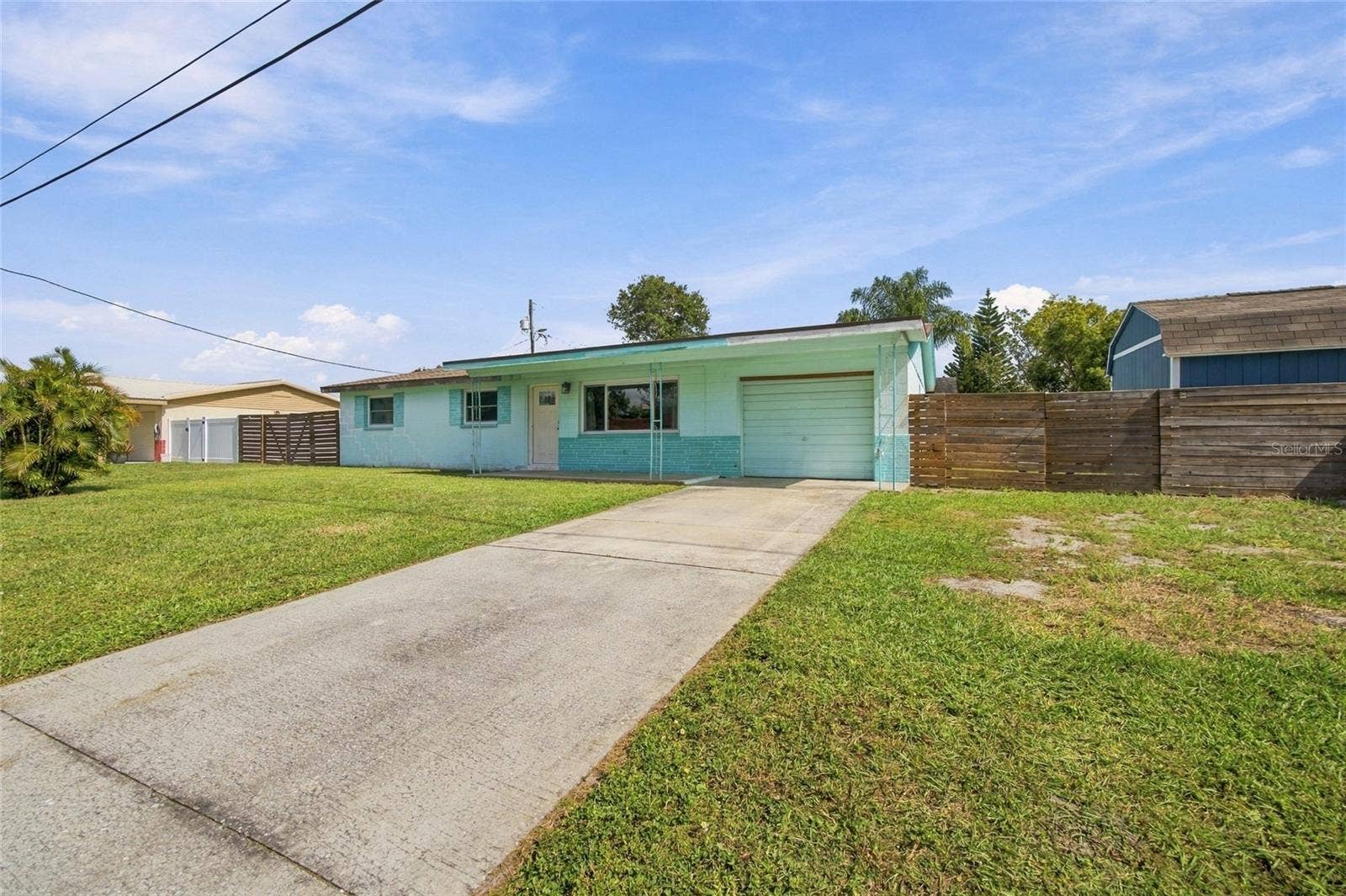 8573 76TH AVENUE, Seminole, FL 33777
