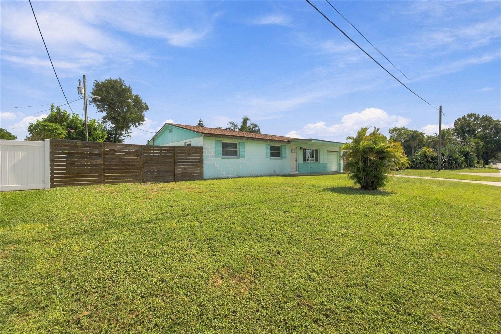 8573 76TH AVENUE, Seminole, FL 33777