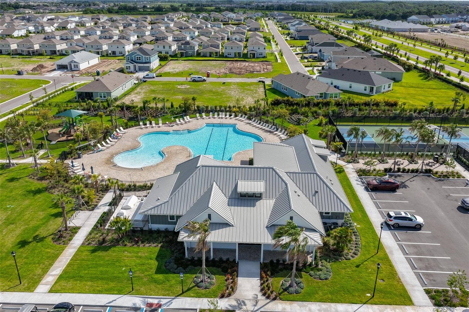 6345 CLIVEDEN COURT, Apollo Beach, FL 33572 6345 CLIVEDEN COURT, Apollo Beach, FL 33572
