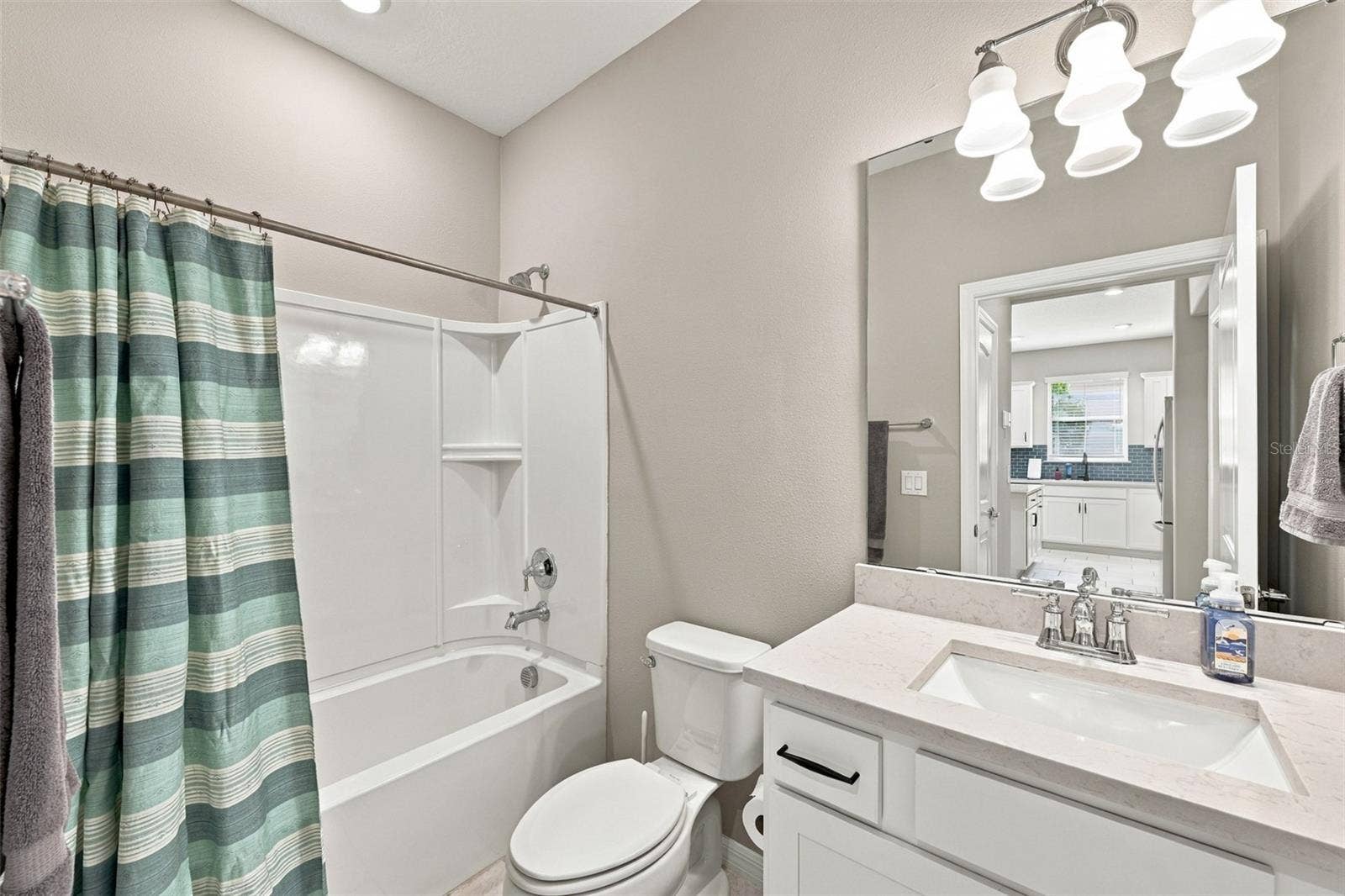 6345 CLIVEDEN COURT, Apollo Beach, FL 33572 6345 CLIVEDEN COURT, Apollo Beach, FL 33572