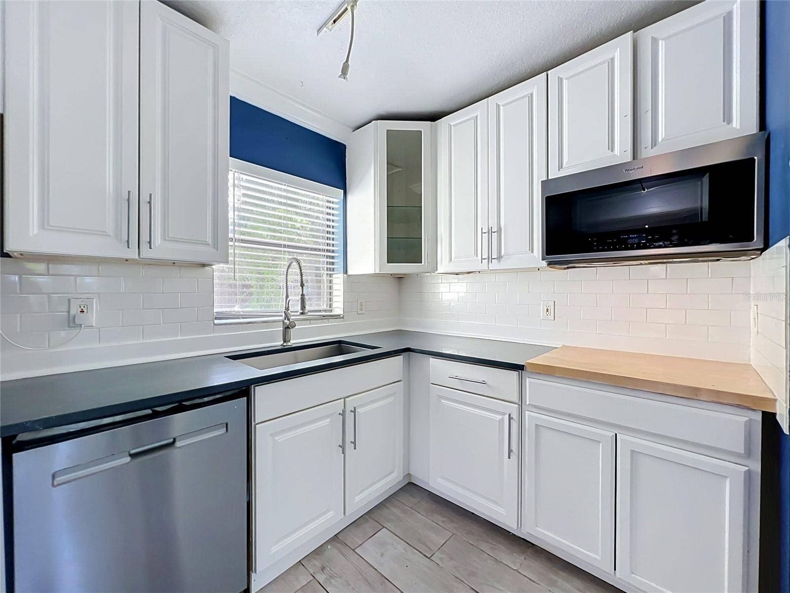 2809 TOURAINE AVENUE, Orlando, FL 32812 2809 TOURAINE AVENUE, Orlando, FL 32812