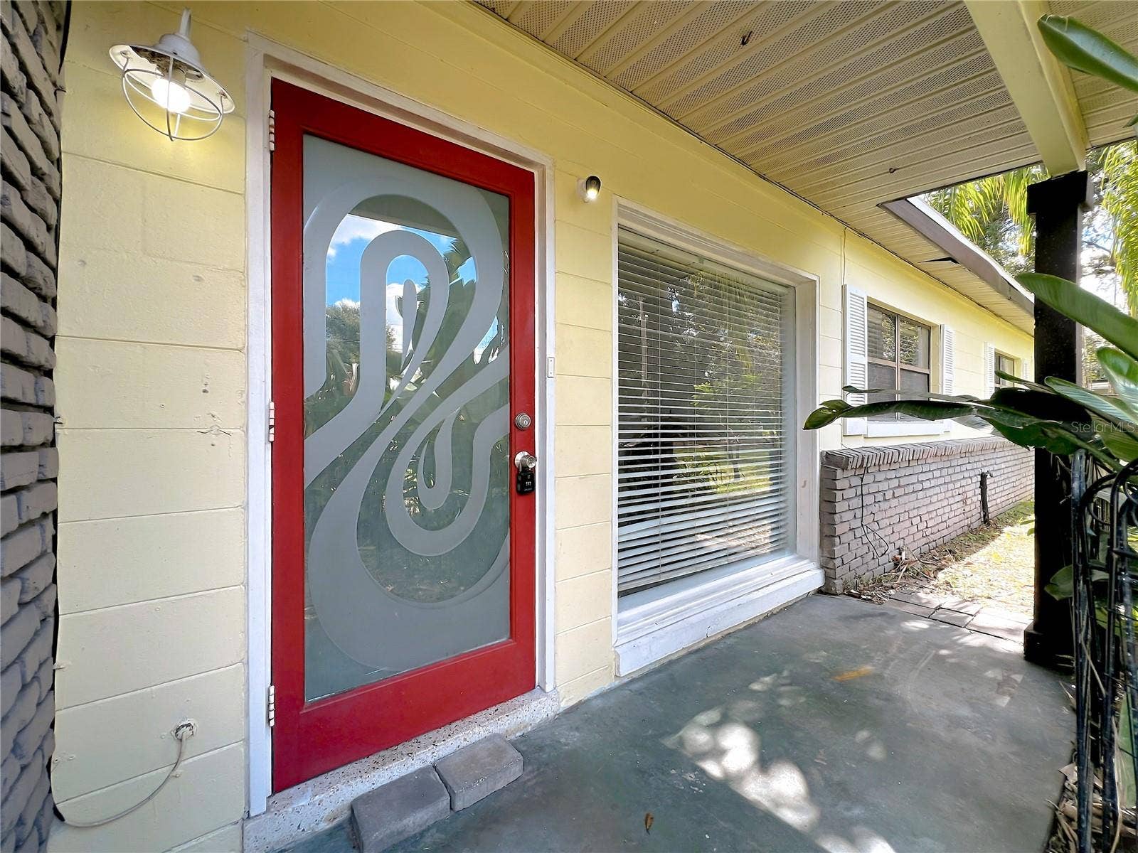2809 TOURAINE AVENUE, Orlando, FL 32812 2809 TOURAINE AVENUE, Orlando, FL 32812