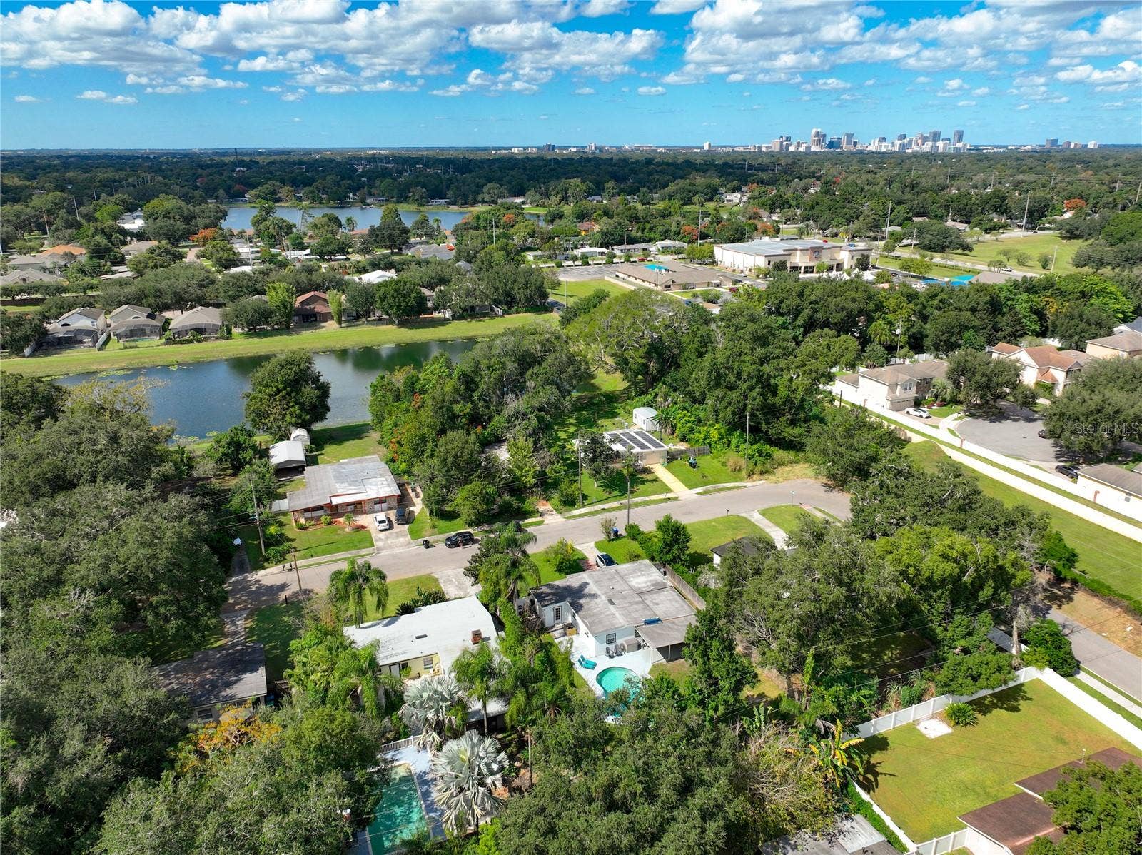 2809 TOURAINE AVENUE, Orlando, FL 32812 2809 TOURAINE AVENUE, Orlando, FL 32812