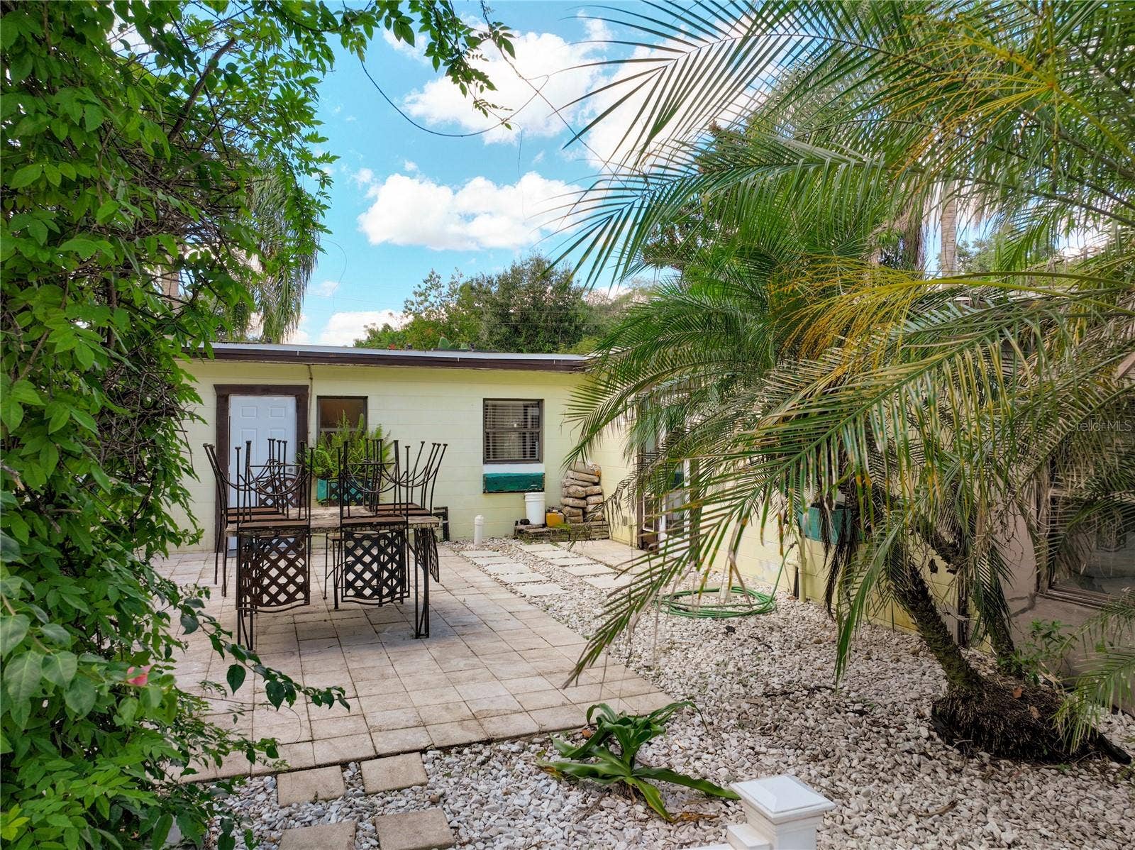 2809 TOURAINE AVENUE, Orlando, FL 32812 2809 TOURAINE AVENUE, Orlando, FL 32812
