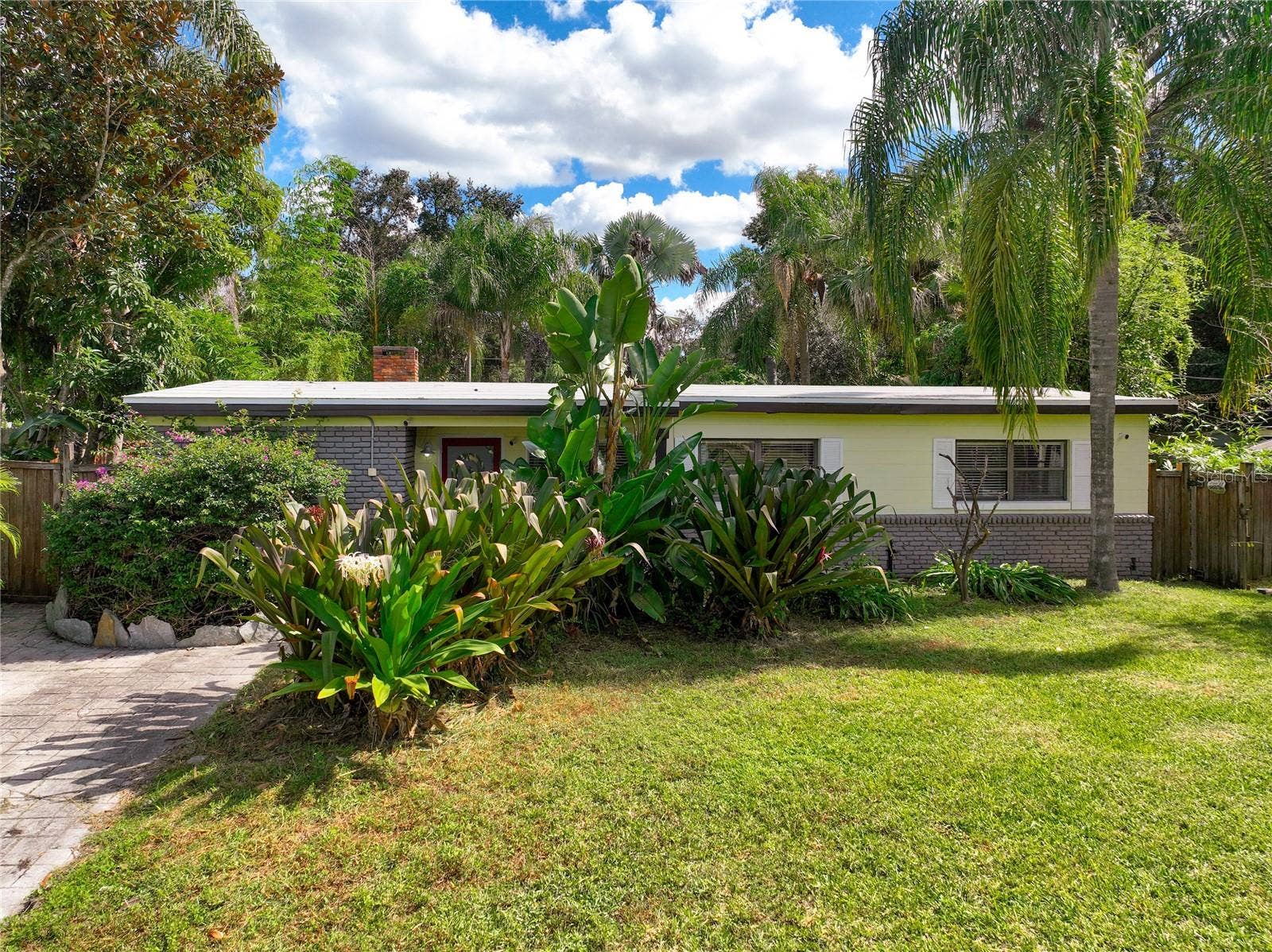 2809 TOURAINE AVENUE, Orlando, FL 32812 2809 TOURAINE AVENUE, Orlando, FL 32812