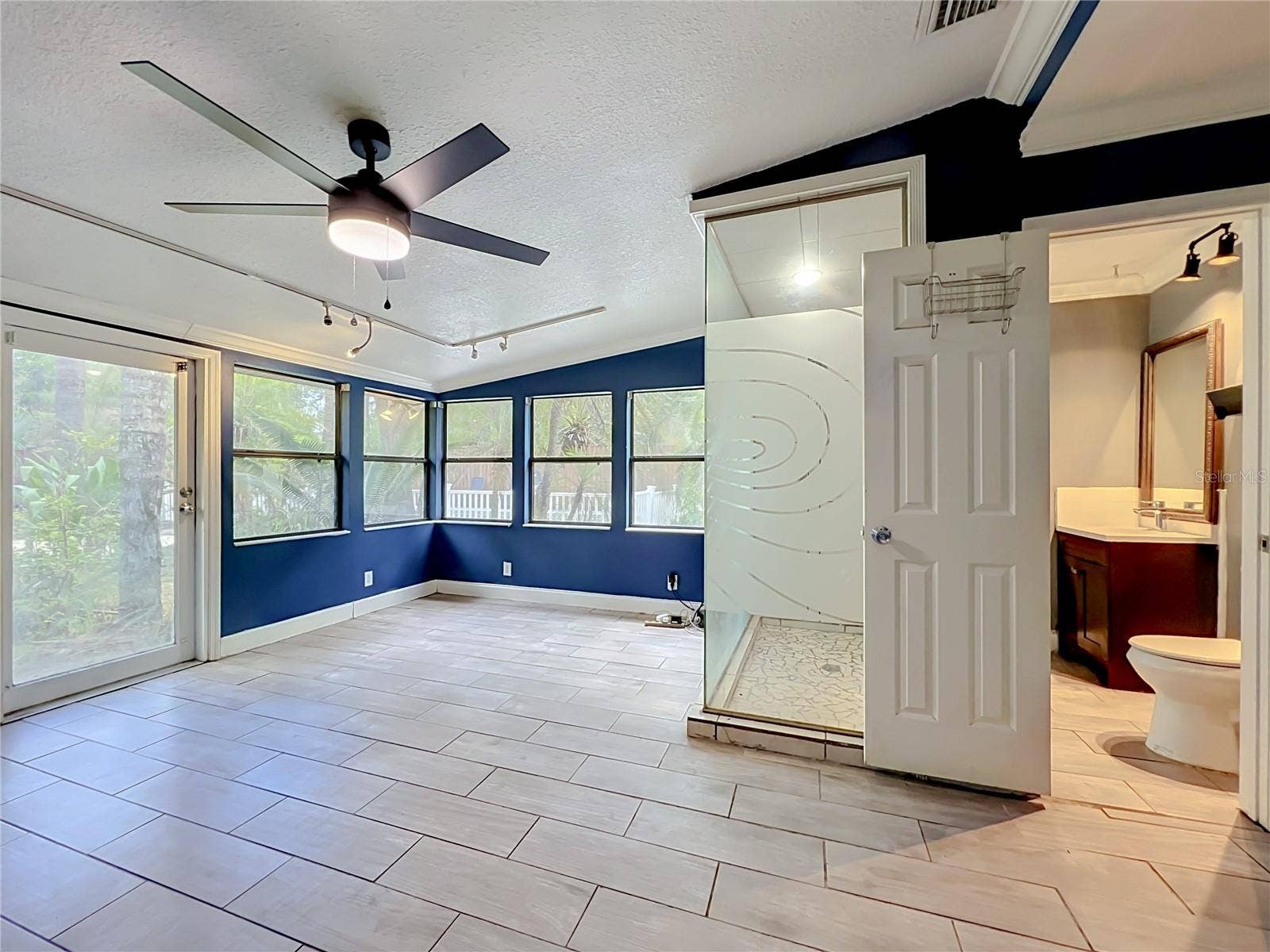 2809 TOURAINE AVENUE, Orlando, FL 32812 2809 TOURAINE AVENUE, Orlando, FL 32812