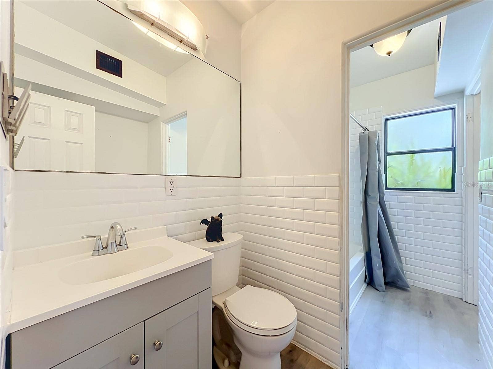 2809 TOURAINE AVENUE, Orlando, FL 32812 2809 TOURAINE AVENUE, Orlando, FL 32812