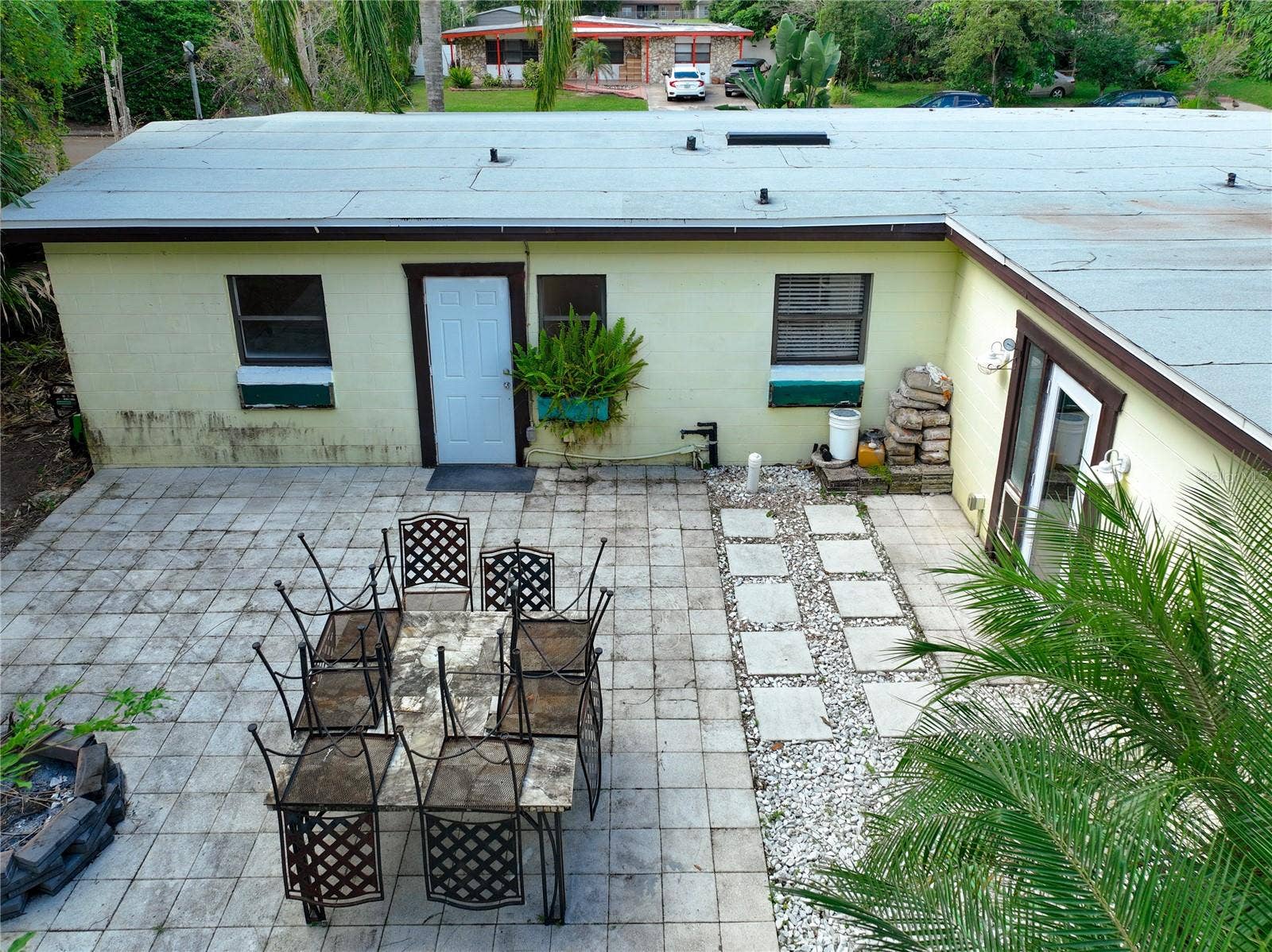 2809 TOURAINE AVENUE, Orlando, FL 32812 2809 TOURAINE AVENUE, Orlando, FL 32812