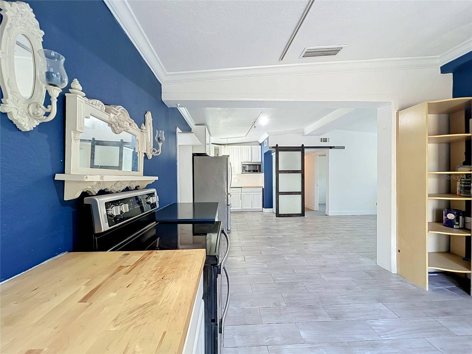 2809 TOURAINE AVENUE, Orlando, FL 32812 2809 TOURAINE AVENUE, Orlando, FL 32812