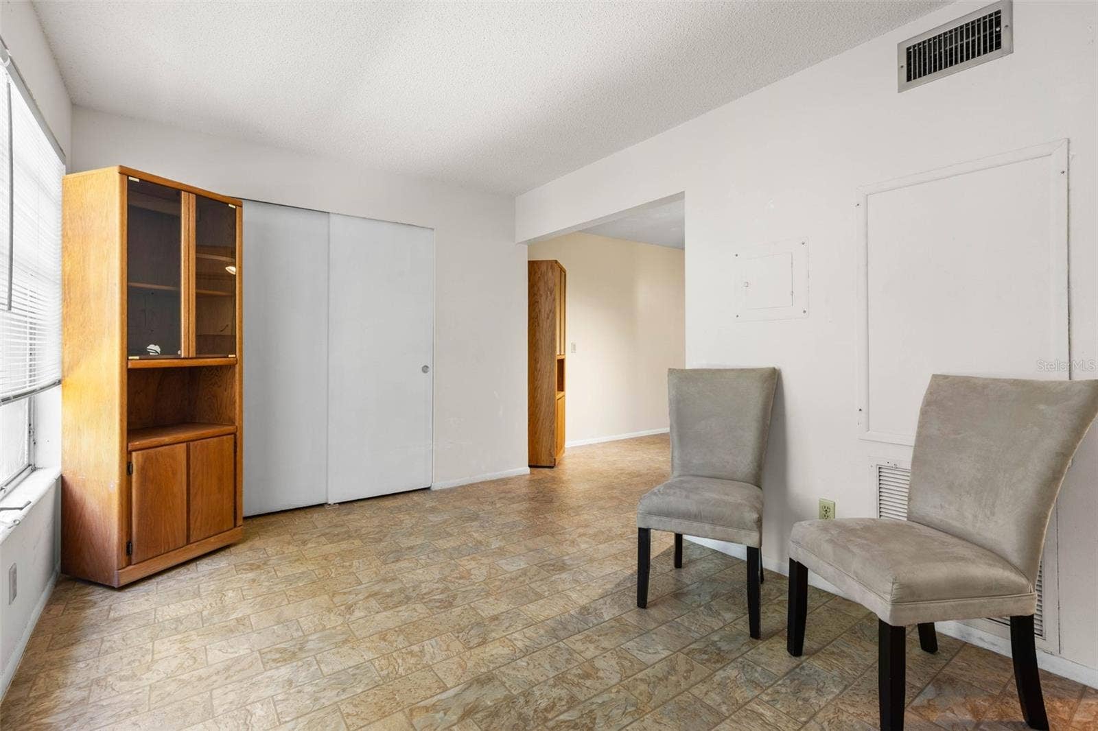 2426 PERSIAN DRIVE, #52, Clearwater, FL 33763 2426 PERSIAN DRIVE, #52, Clearwater, FL 33763