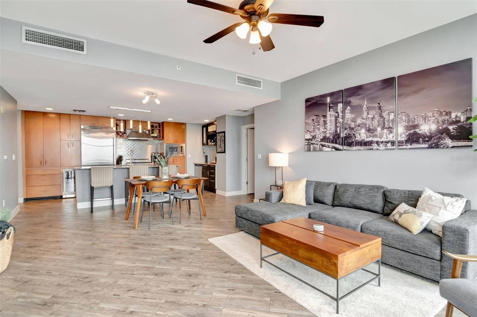 1120 E KENNEDY BOULEVARD, #1512, Tampa, FL 33602 1120 E KENNEDY BOULEVARD, #1512, Tampa, FL 33602