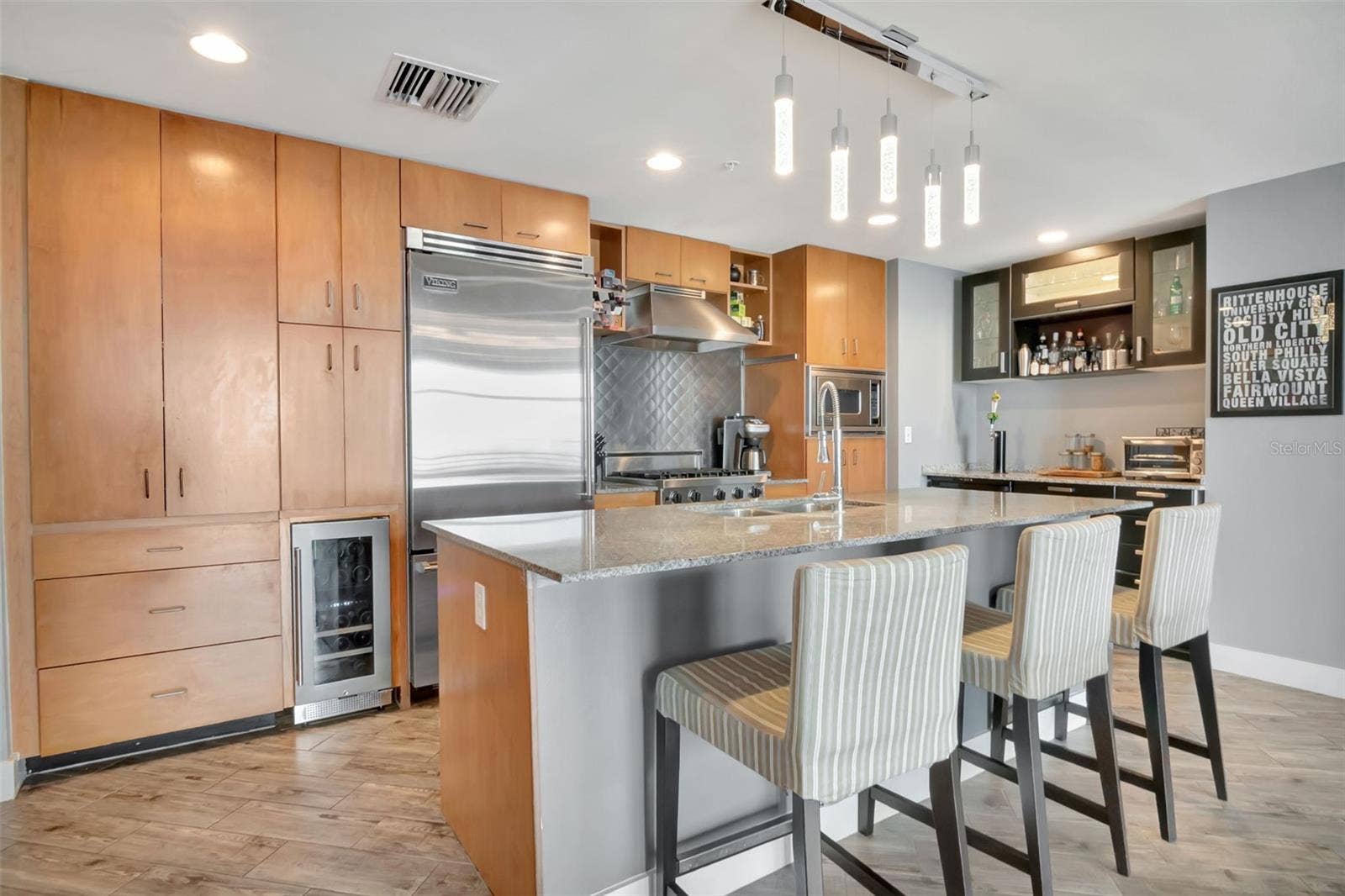 1120 E KENNEDY BOULEVARD, #1512, Tampa, FL 33602 1120 E KENNEDY BOULEVARD, #1512, Tampa, FL 33602