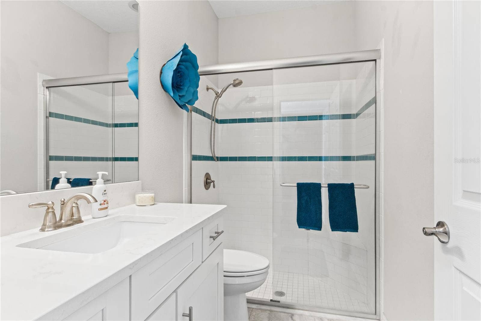 105 DAKOTA HILL DRIVE, Seffner, FL 33584 105 DAKOTA HILL DRIVE, Seffner, FL 33584
