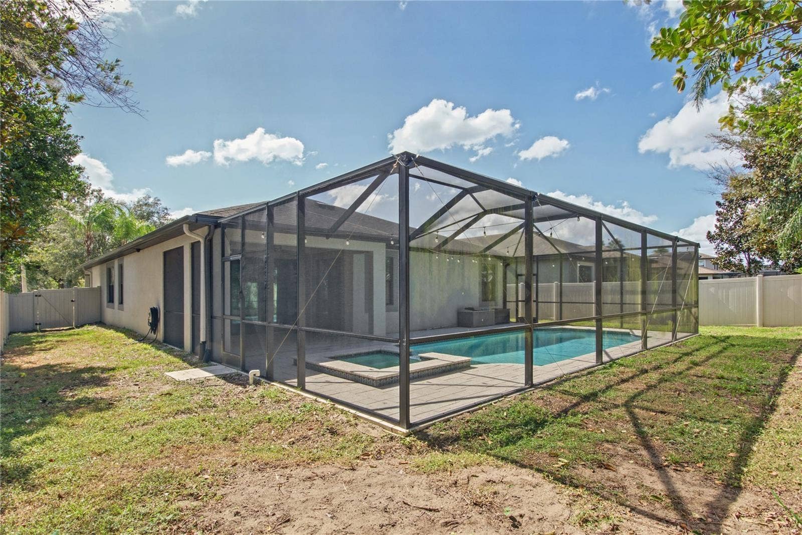 105 DAKOTA HILL DRIVE, Seffner, FL 33584 105 DAKOTA HILL DRIVE, Seffner, FL 33584