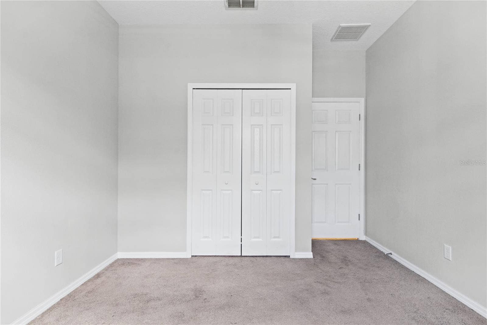 105 DAKOTA HILL DRIVE, Seffner, FL 33584 105 DAKOTA HILL DRIVE, Seffner, FL 33584