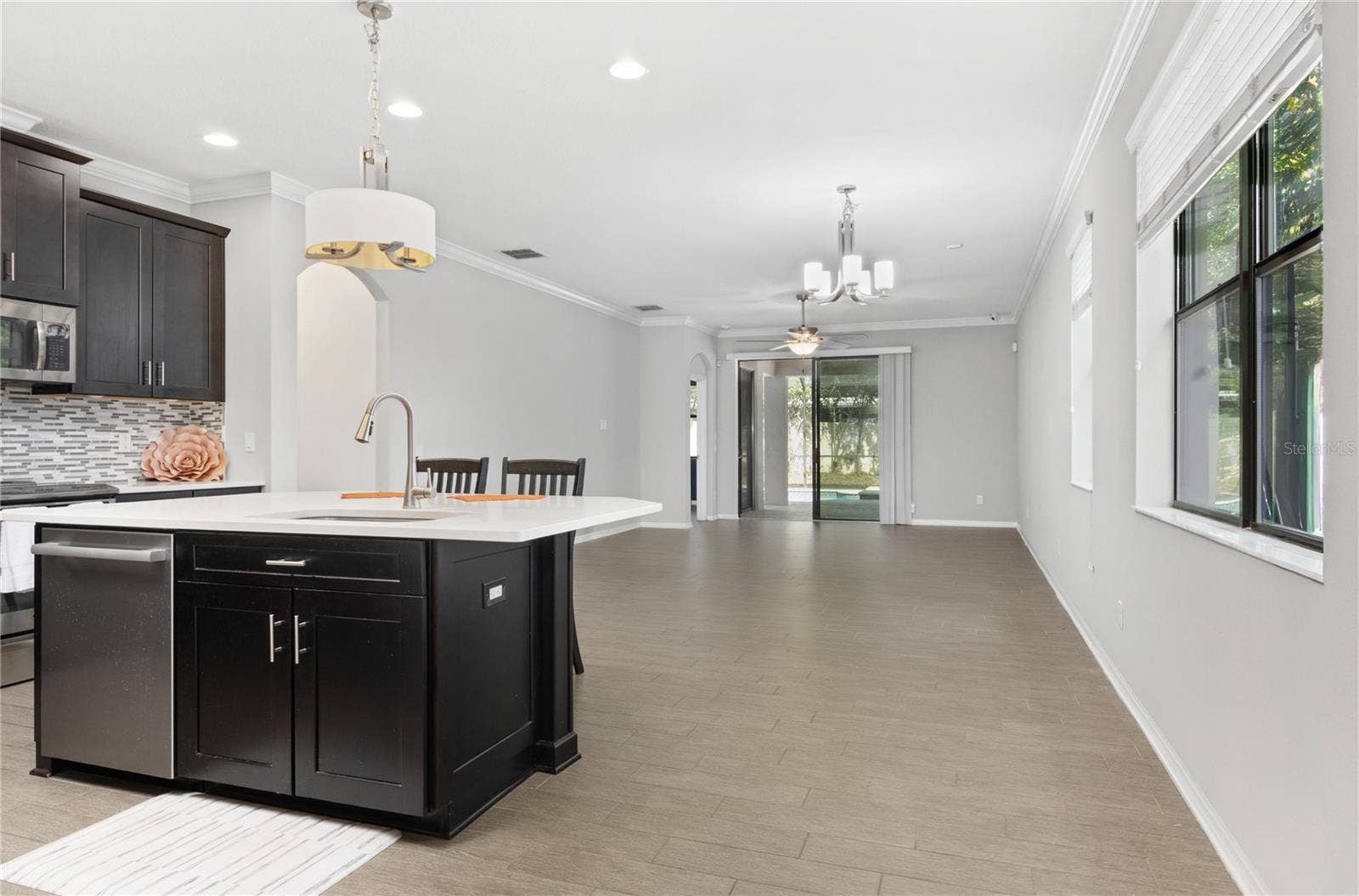 105 DAKOTA HILL DRIVE, Seffner, FL 33584 105 DAKOTA HILL DRIVE, Seffner, FL 33584