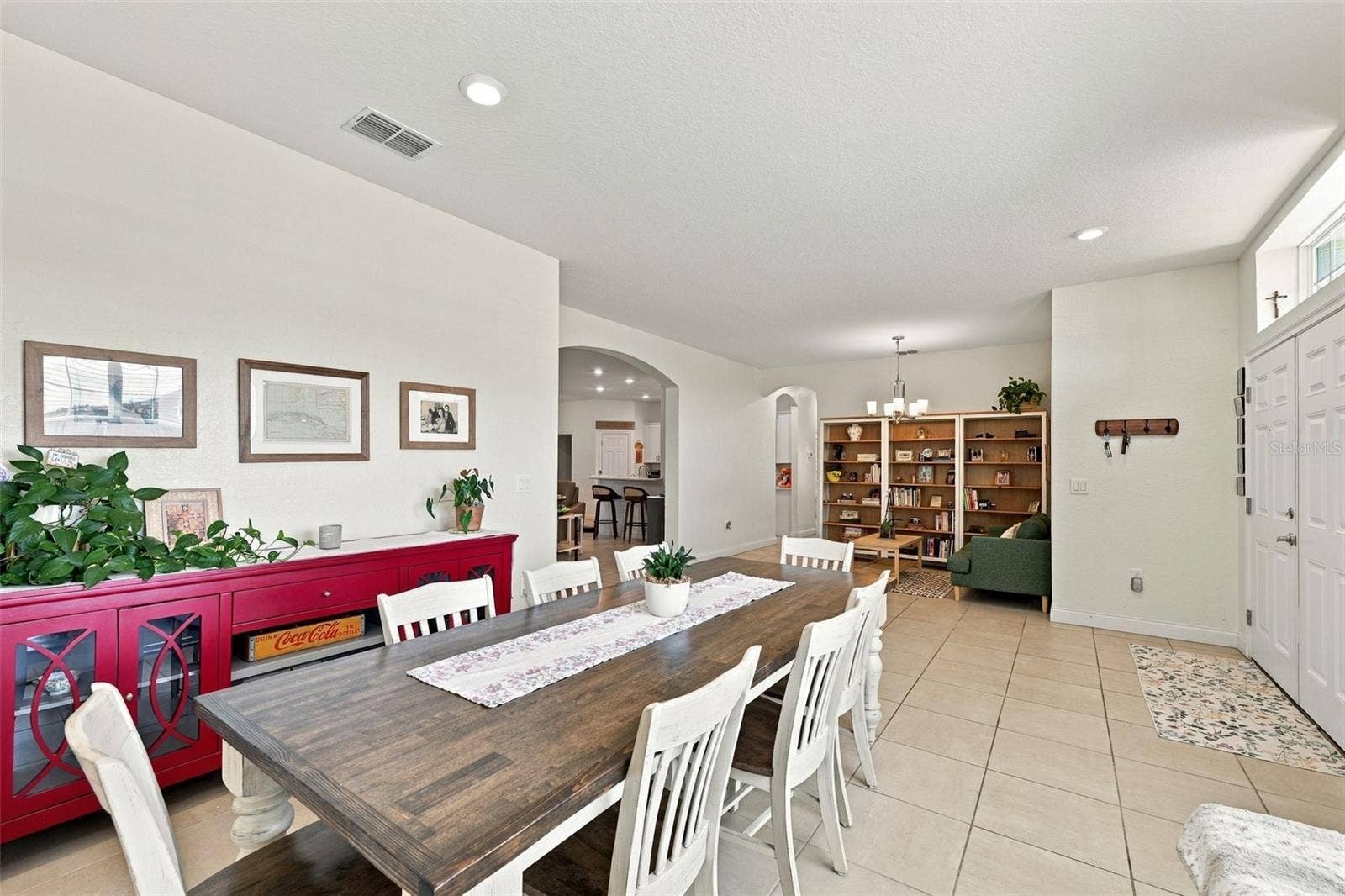 4041 SHEARWATER STREET, Lakeland, FL 33811 4041 SHEARWATER STREET, Lakeland, FL 33811