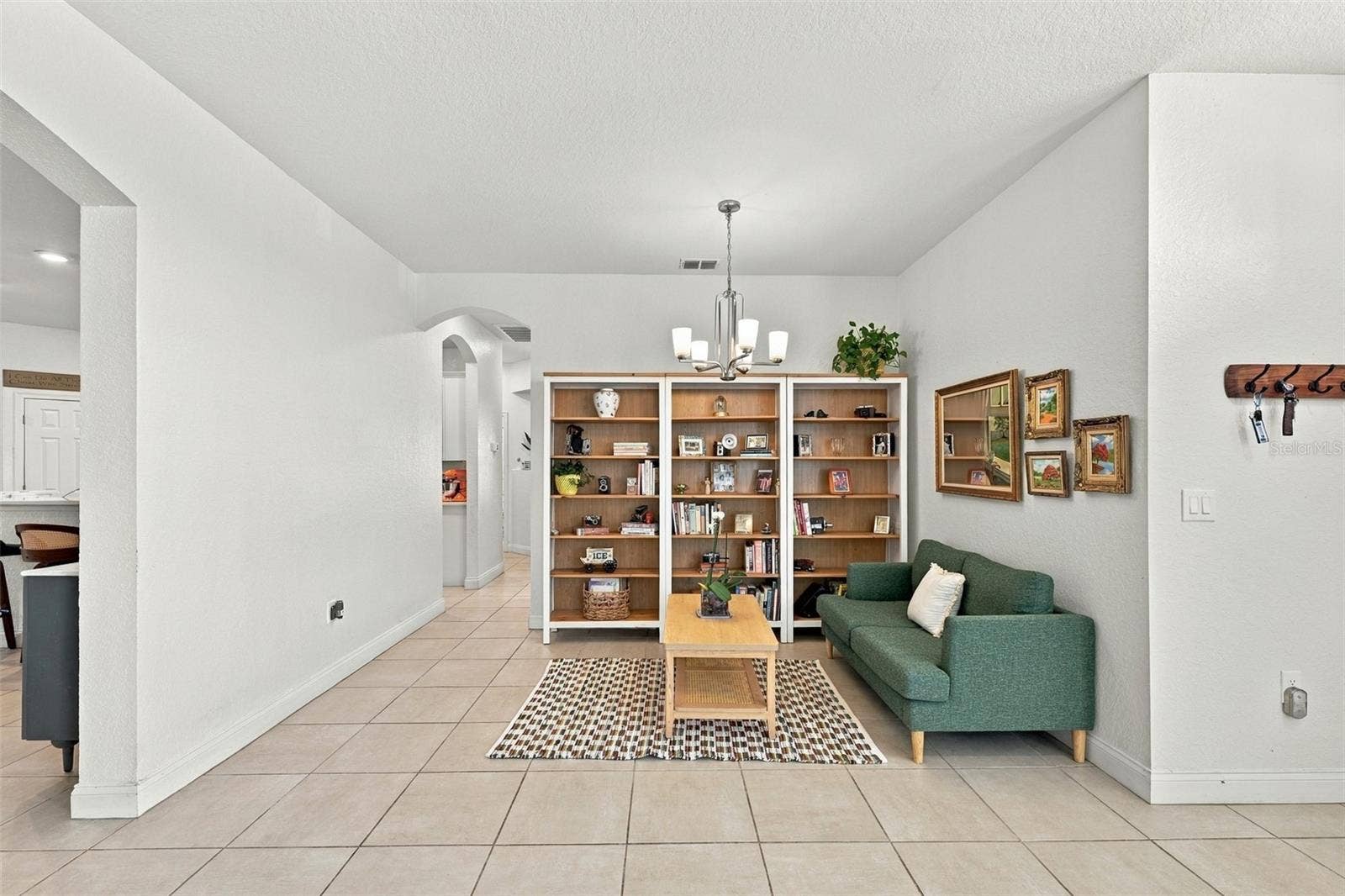 4041 SHEARWATER STREET, Lakeland, FL 33811 4041 SHEARWATER STREET, Lakeland, FL 33811