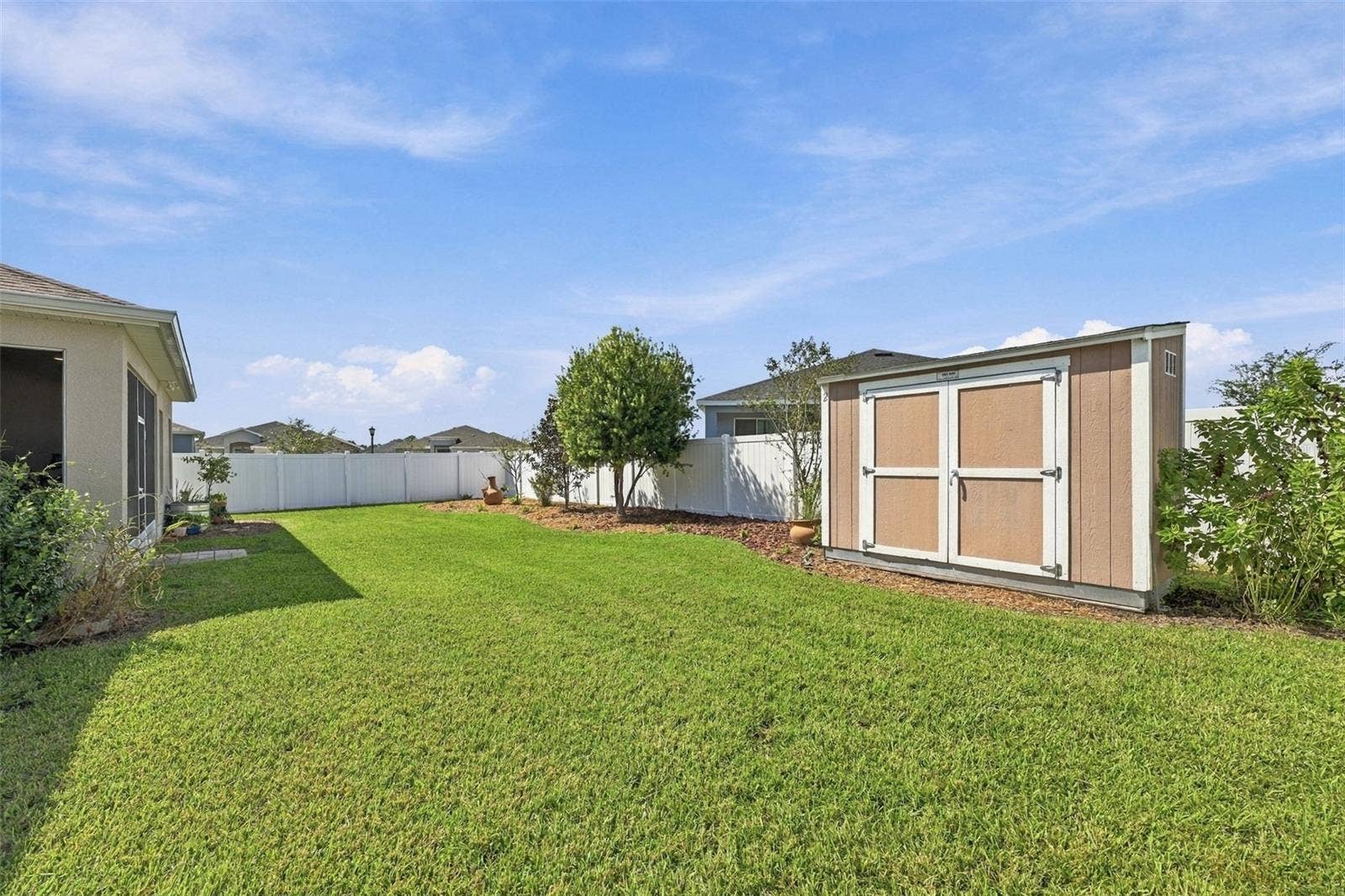 4041 SHEARWATER STREET, Lakeland, FL 33811 4041 SHEARWATER STREET, Lakeland, FL 33811