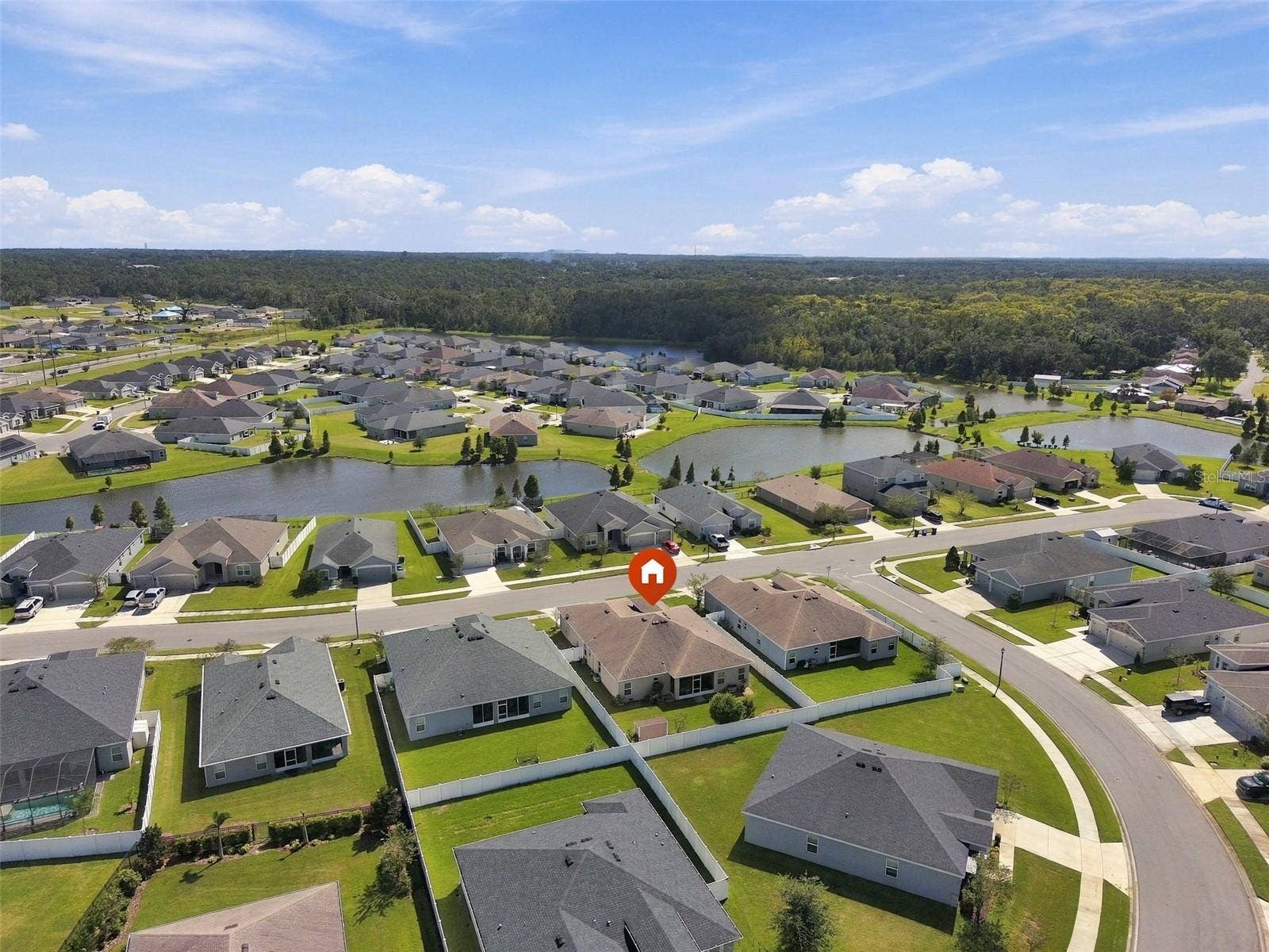 4041 SHEARWATER STREET, Lakeland, FL 33811 4041 SHEARWATER STREET, Lakeland, FL 33811