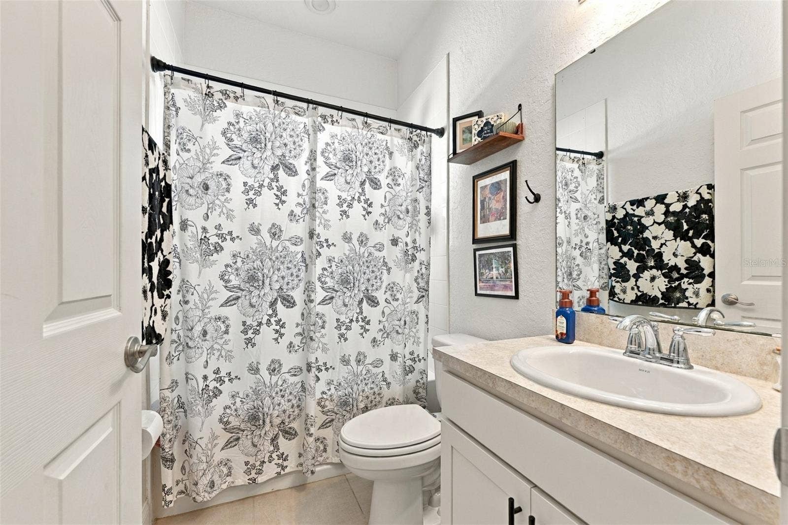 4041 SHEARWATER STREET, Lakeland, FL 33811 4041 SHEARWATER STREET, Lakeland, FL 33811