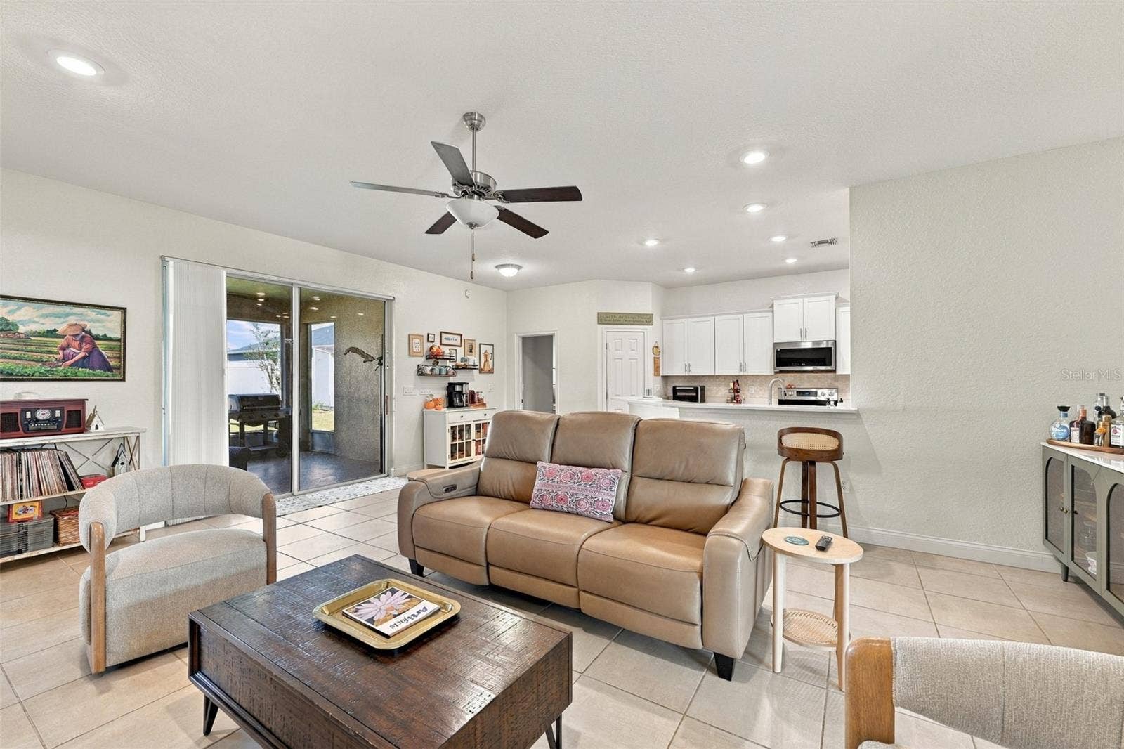 4041 SHEARWATER STREET, Lakeland, FL 33811 4041 SHEARWATER STREET, Lakeland, FL 33811