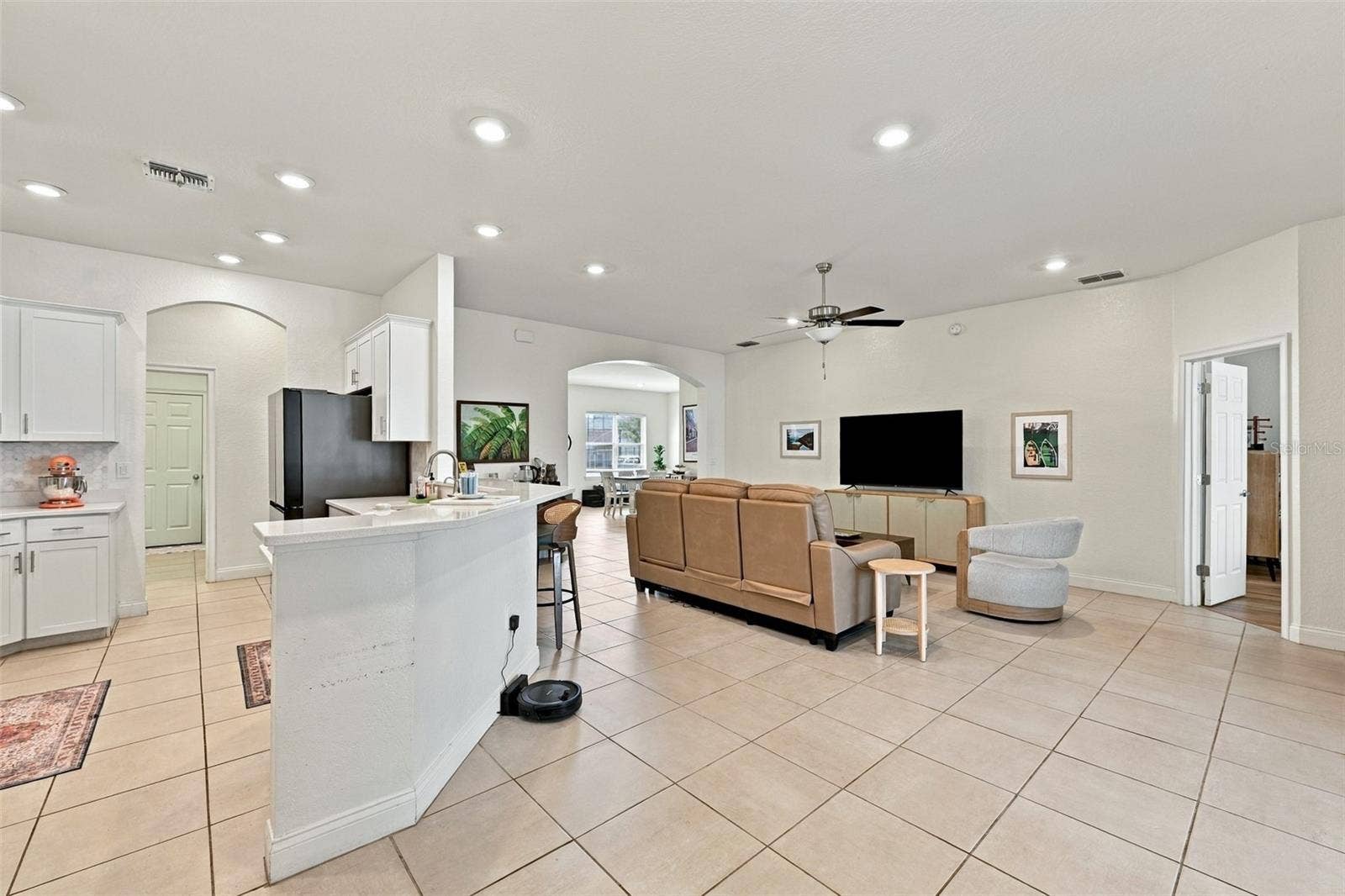 4041 SHEARWATER STREET, Lakeland, FL 33811 4041 SHEARWATER STREET, Lakeland, FL 33811