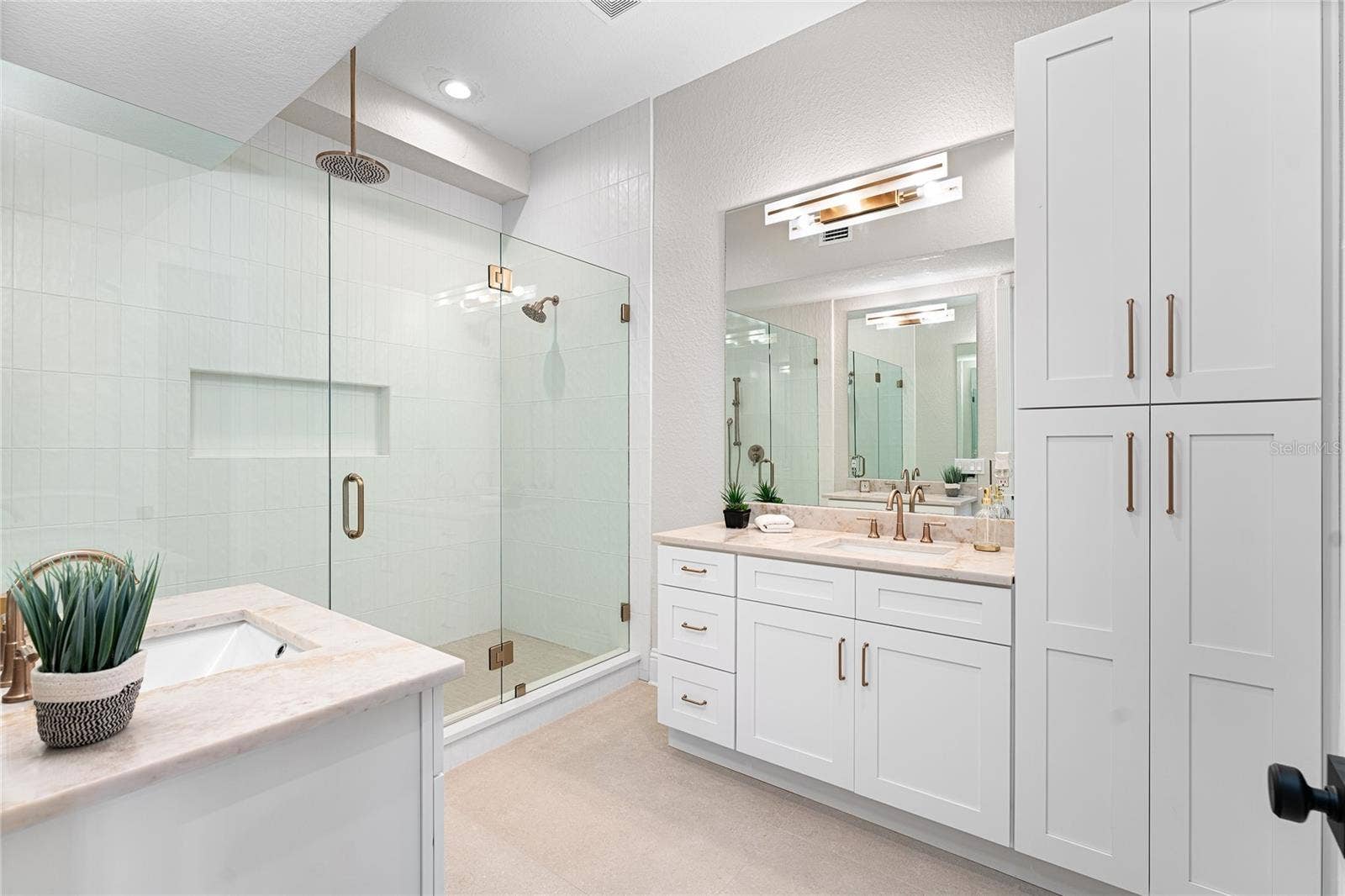 5601 BAYSHORE BOULEVARD, #E, Tampa, FL 33611 5601 BAYSHORE BOULEVARD, #E, Tampa, FL 33611