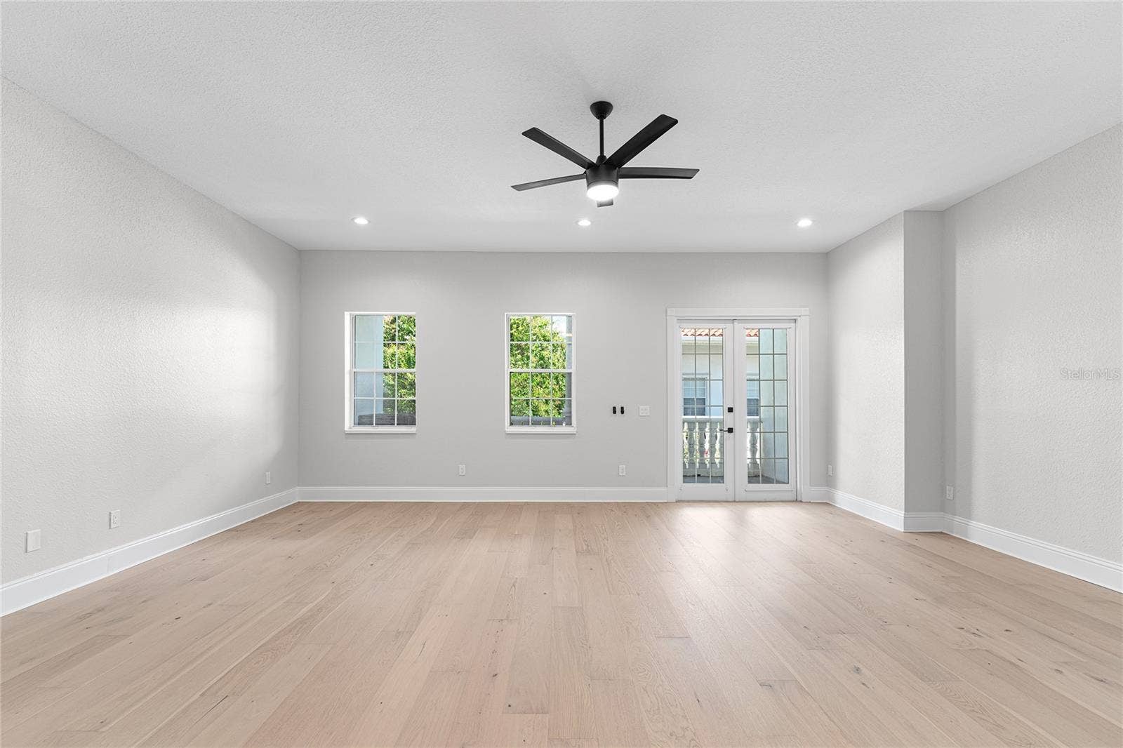 5601 BAYSHORE BOULEVARD, #E, Tampa, FL 33611 5601 BAYSHORE BOULEVARD, #E, Tampa, FL 33611
