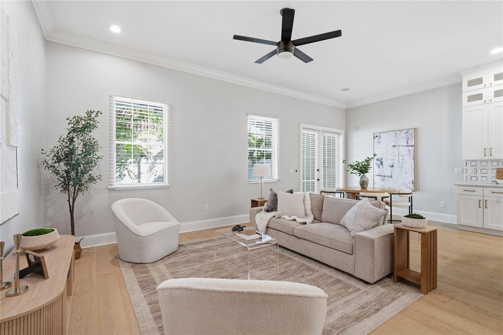5601 BAYSHORE BOULEVARD, #E, Tampa, FL 33611 5601 BAYSHORE BOULEVARD, #E, Tampa, FL 33611